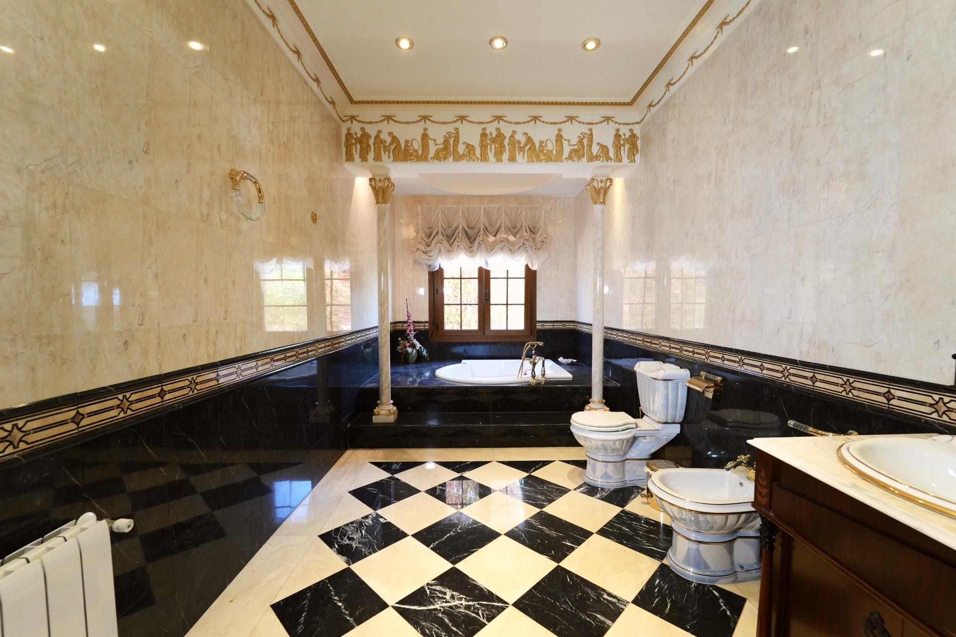 Brukt - Villa -
Orihuela Costa - Campoamor