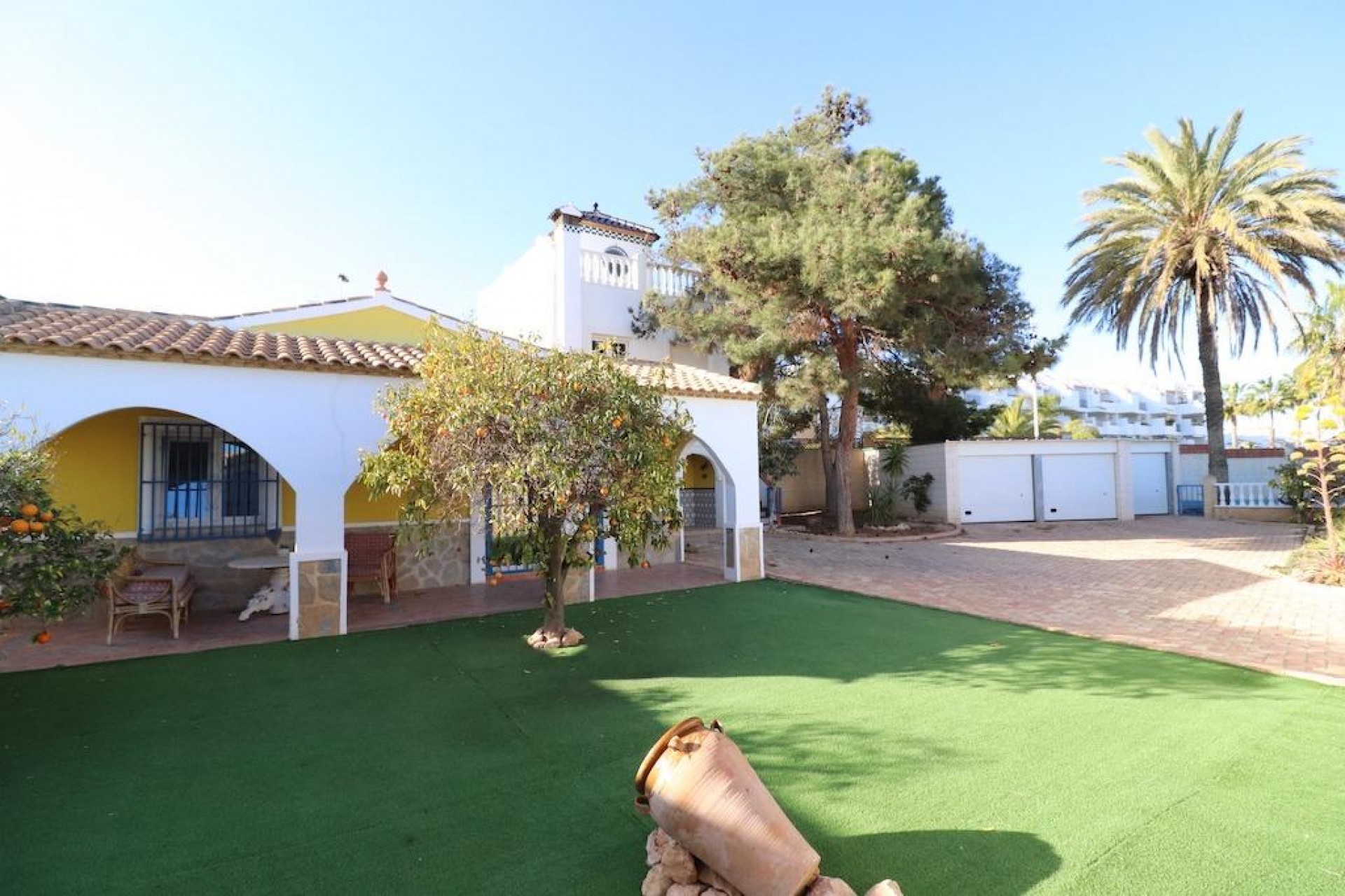 Brukt - Villa -
Orihuela Costa - Costa Blanca