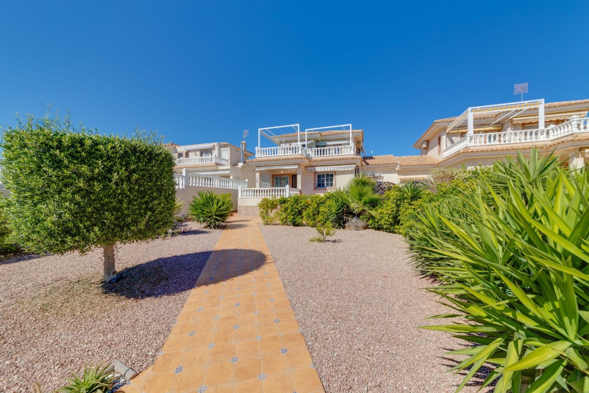 Brukt - Villa -
Orihuela Costa - Costa Blanca