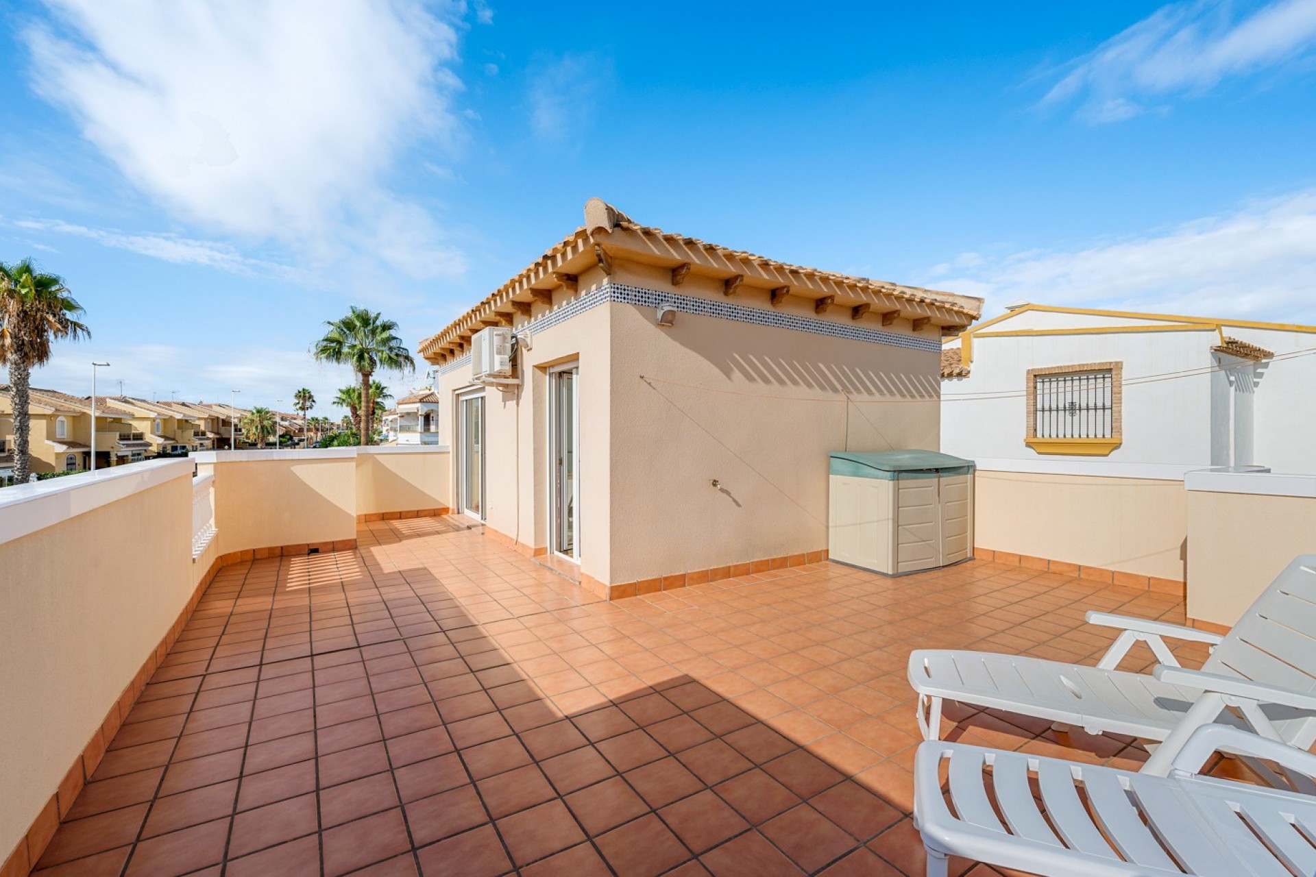 Brukt - Villa -
Orihuela Costa - Costa Blanca