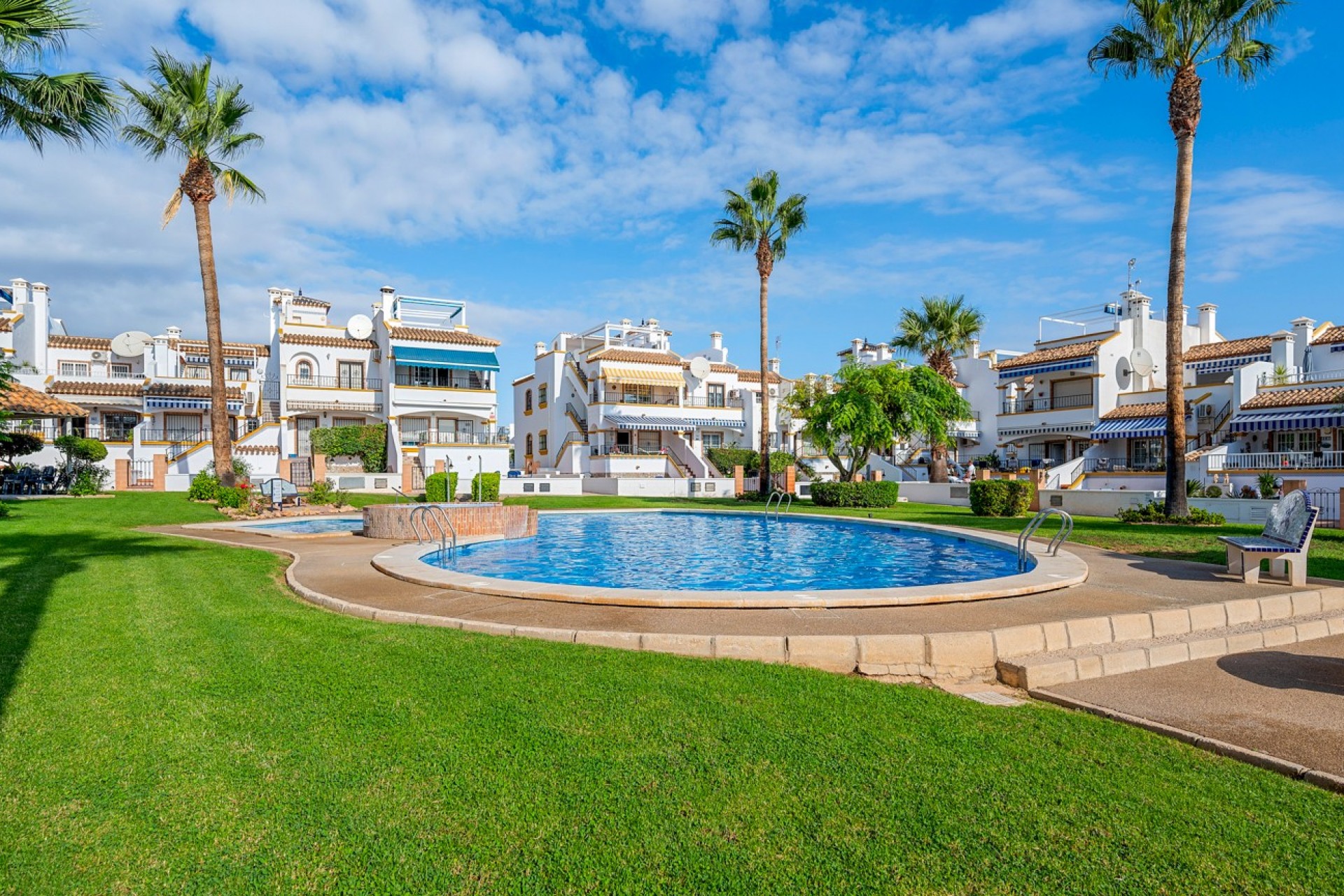 Brukt - Villa -
Orihuela Costa - Costa Blanca