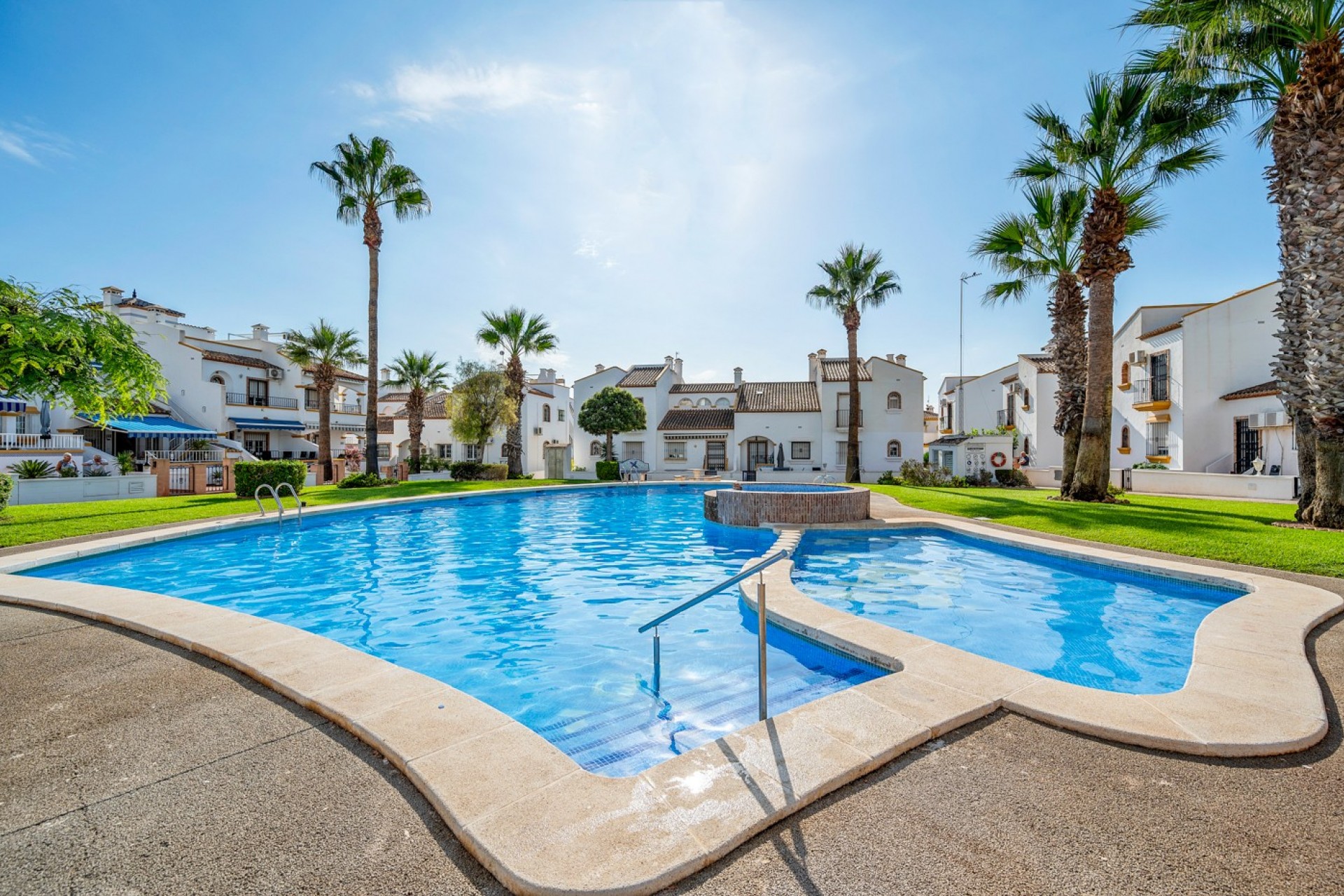 Brukt - Villa -
Orihuela Costa - Costa Blanca