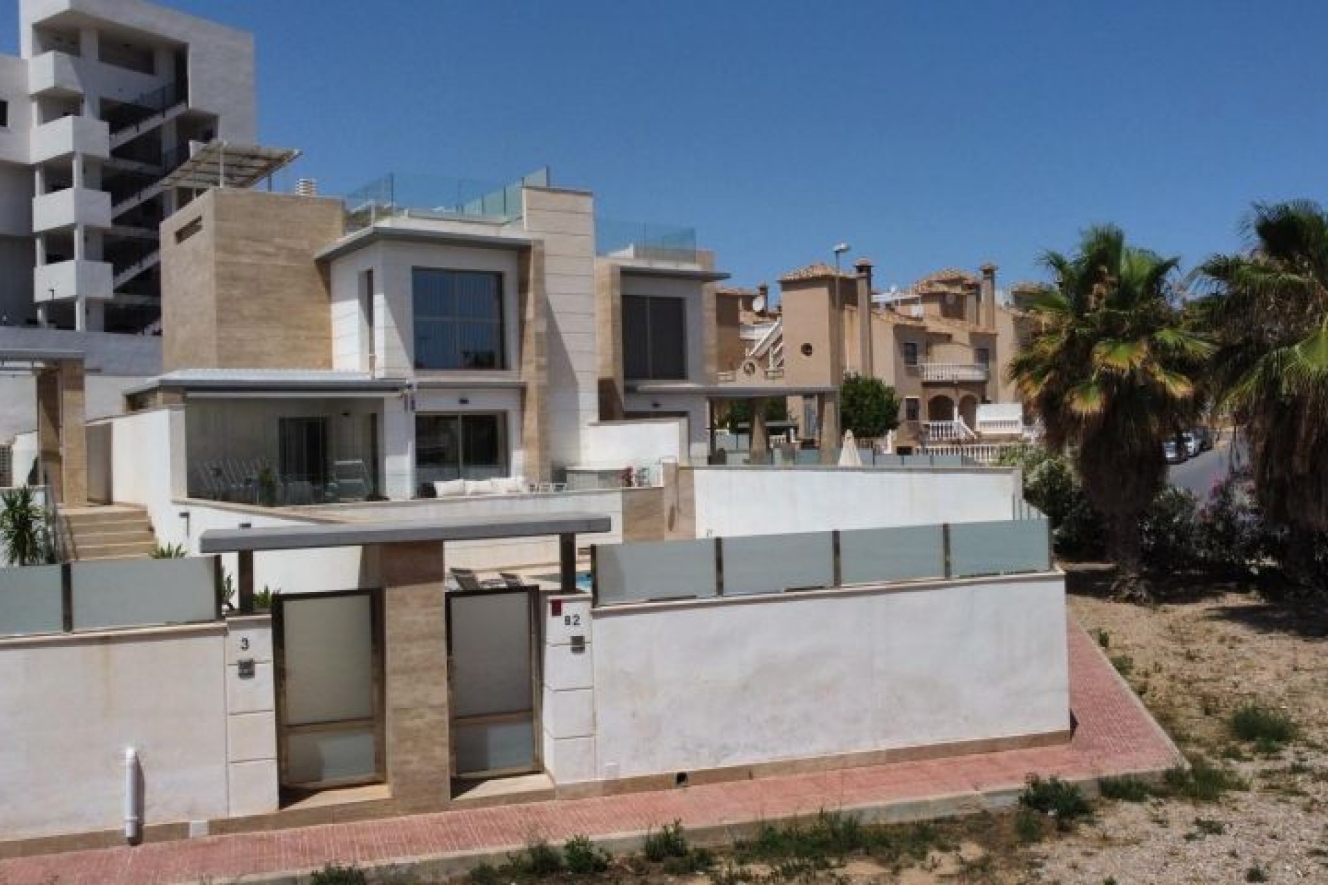 Brukt - Villa -
Orihuela Costa - Costa Blanca