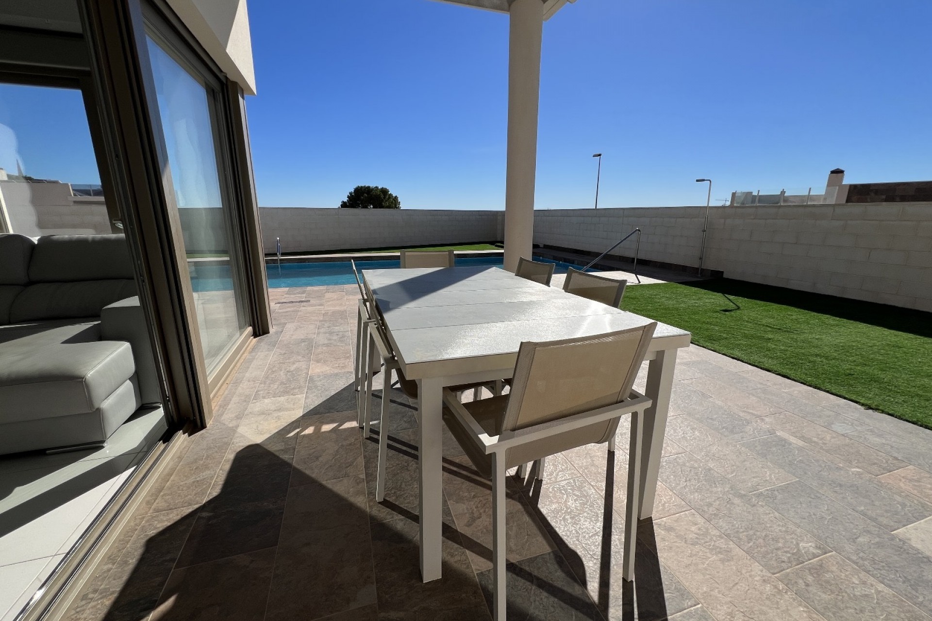 Brukt - Villa -
Orihuela Costa - Costa Blanca