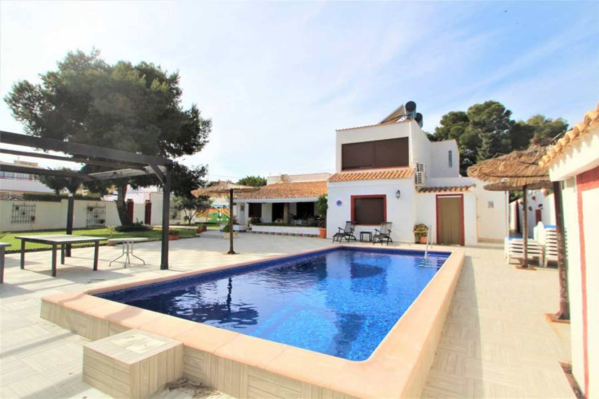 Brukt - Villa -
Orihuela Costa - Costa Blanca