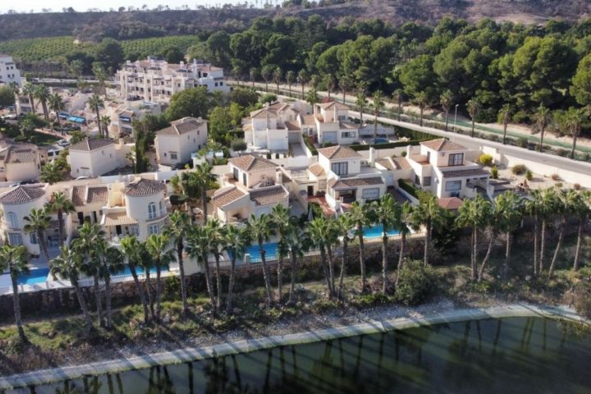 Brukt - Villa -
Orihuela Costa - Costa Blanca