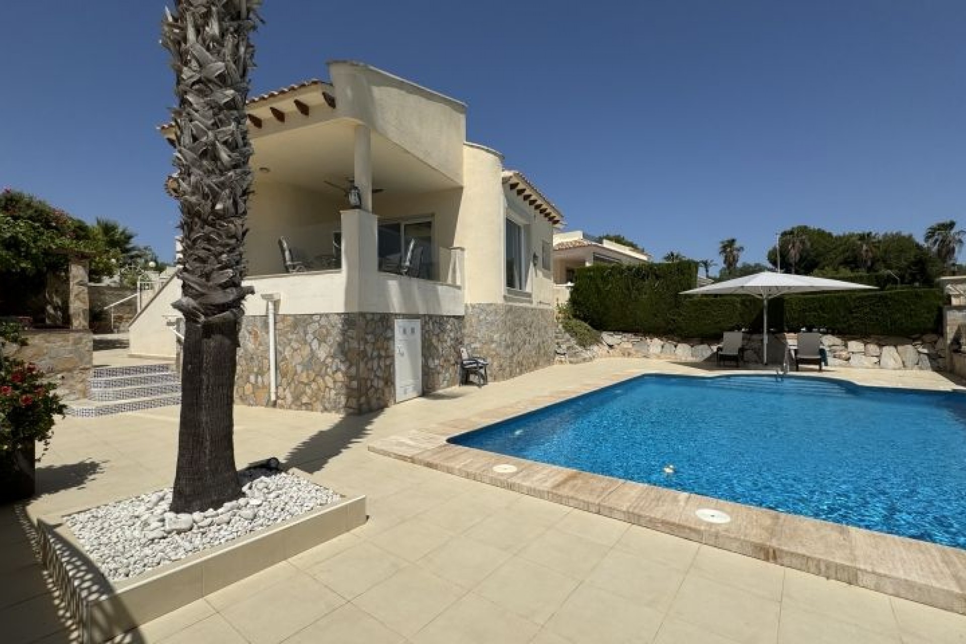 Brukt - Villa -
Orihuela Costa - Costa Blanca