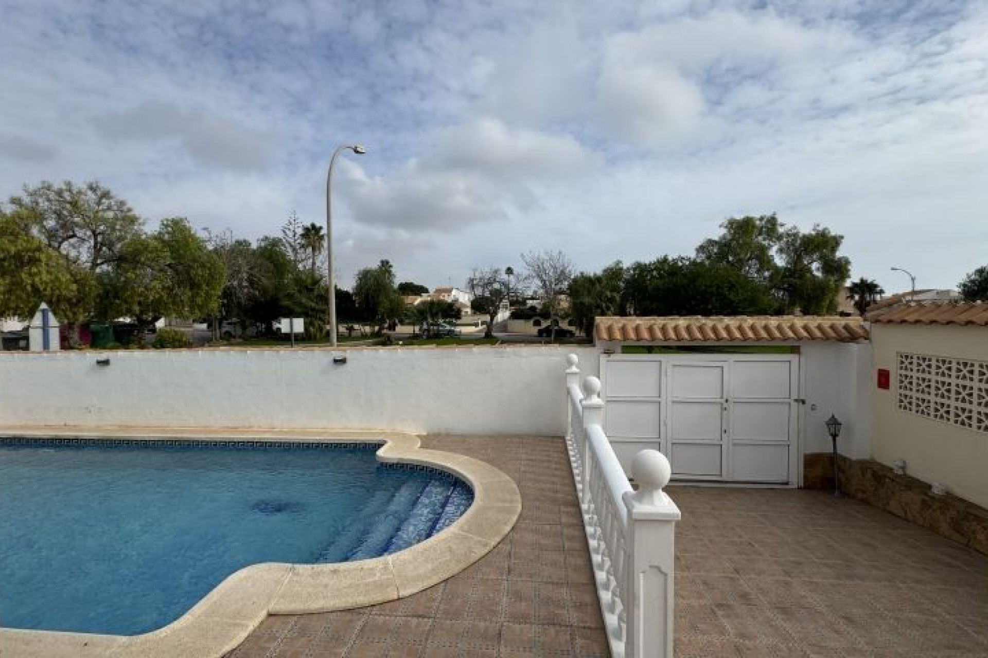 Brukt - Villa -
Orihuela Costa - Costa Blanca