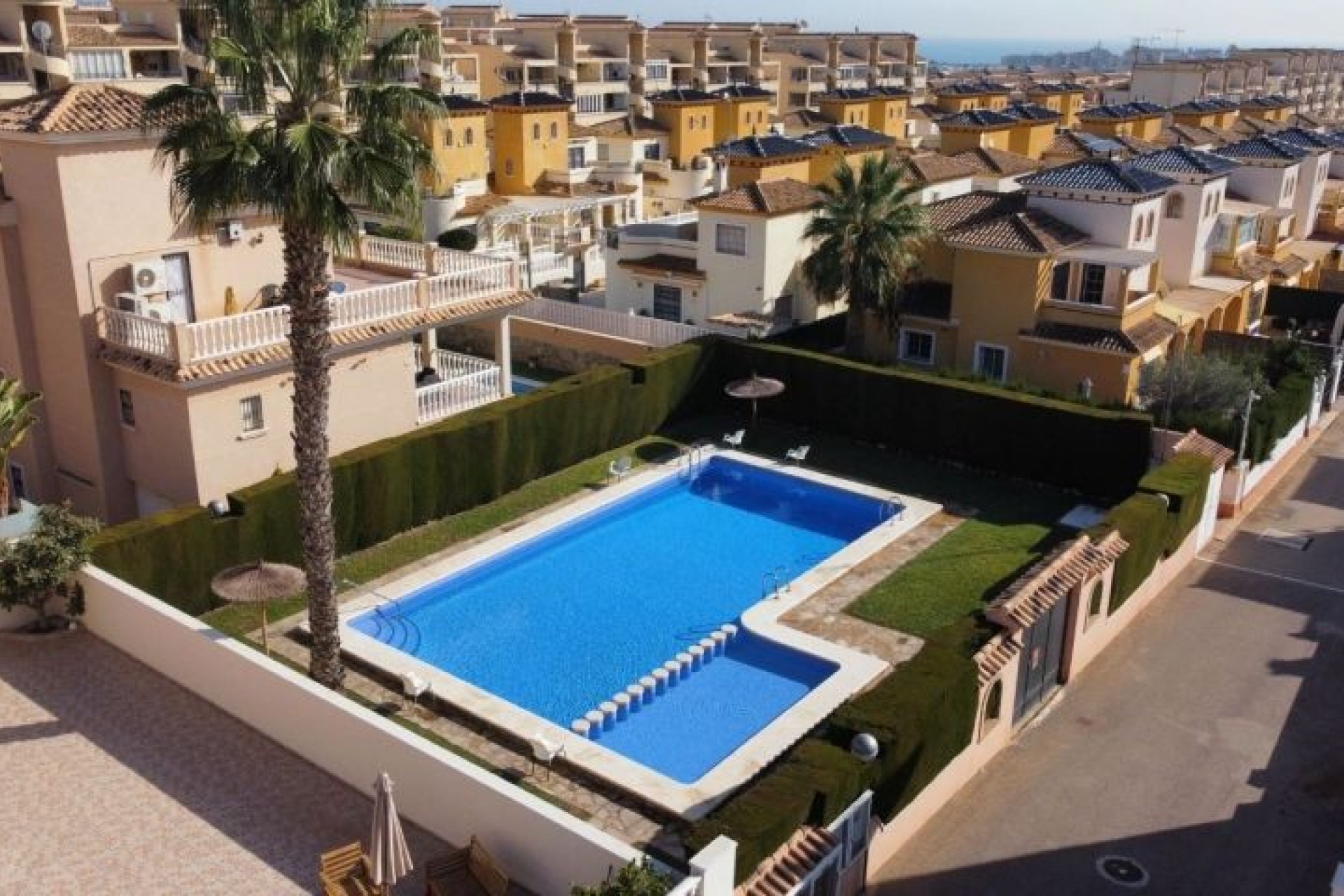 Brukt - Villa -
Orihuela Costa - Costa Blanca