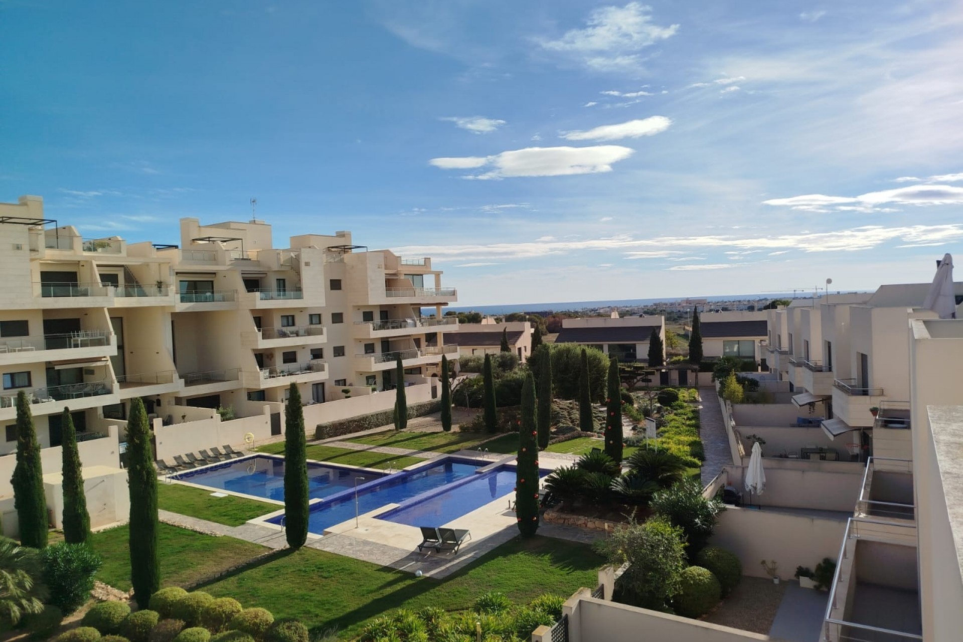 Brukt - Villa -
Orihuela Costa - Costa Blanca