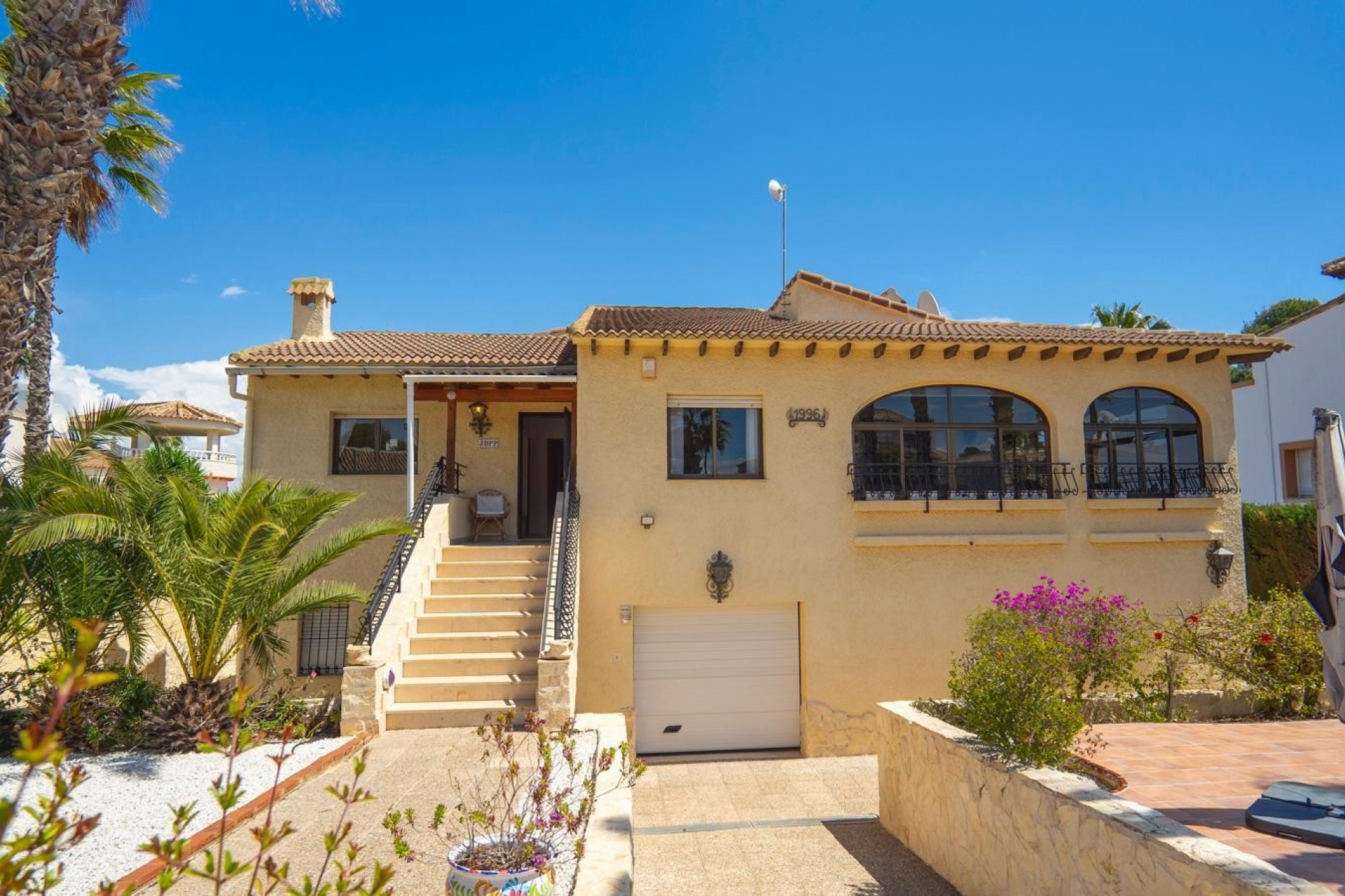 Brukt - Villa -
Orihuela Costa - Costa Blanca