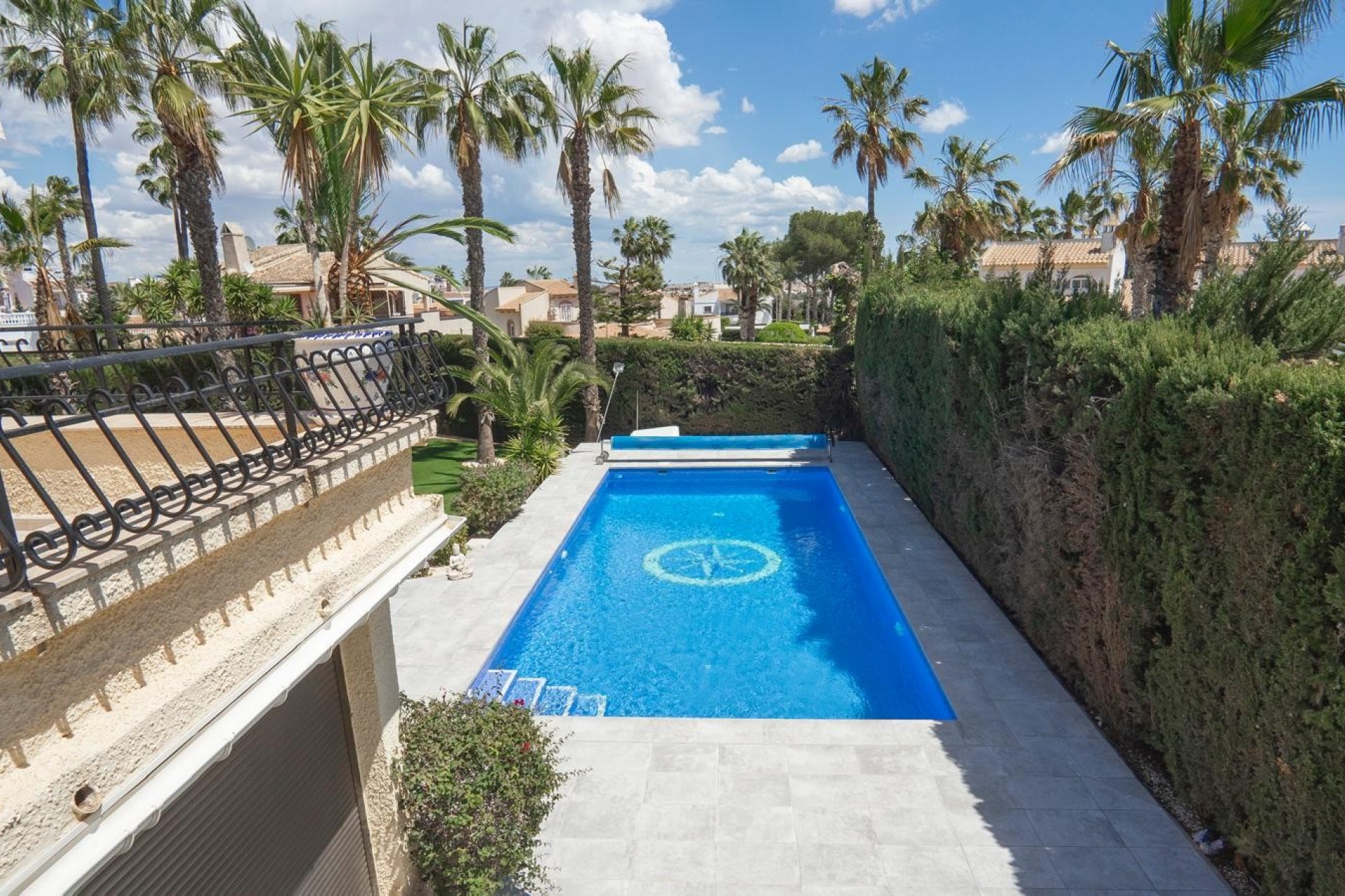 Brukt - Villa -
Orihuela Costa - Costa Blanca