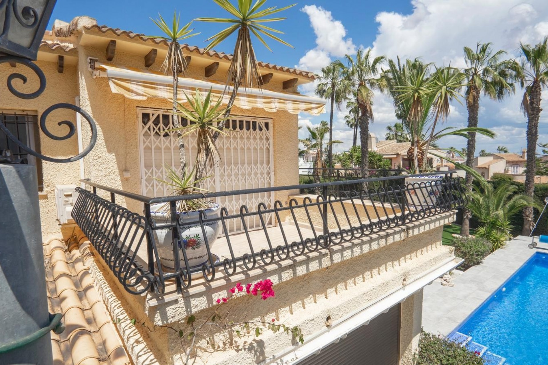 Brukt - Villa -
Orihuela Costa - Costa Blanca