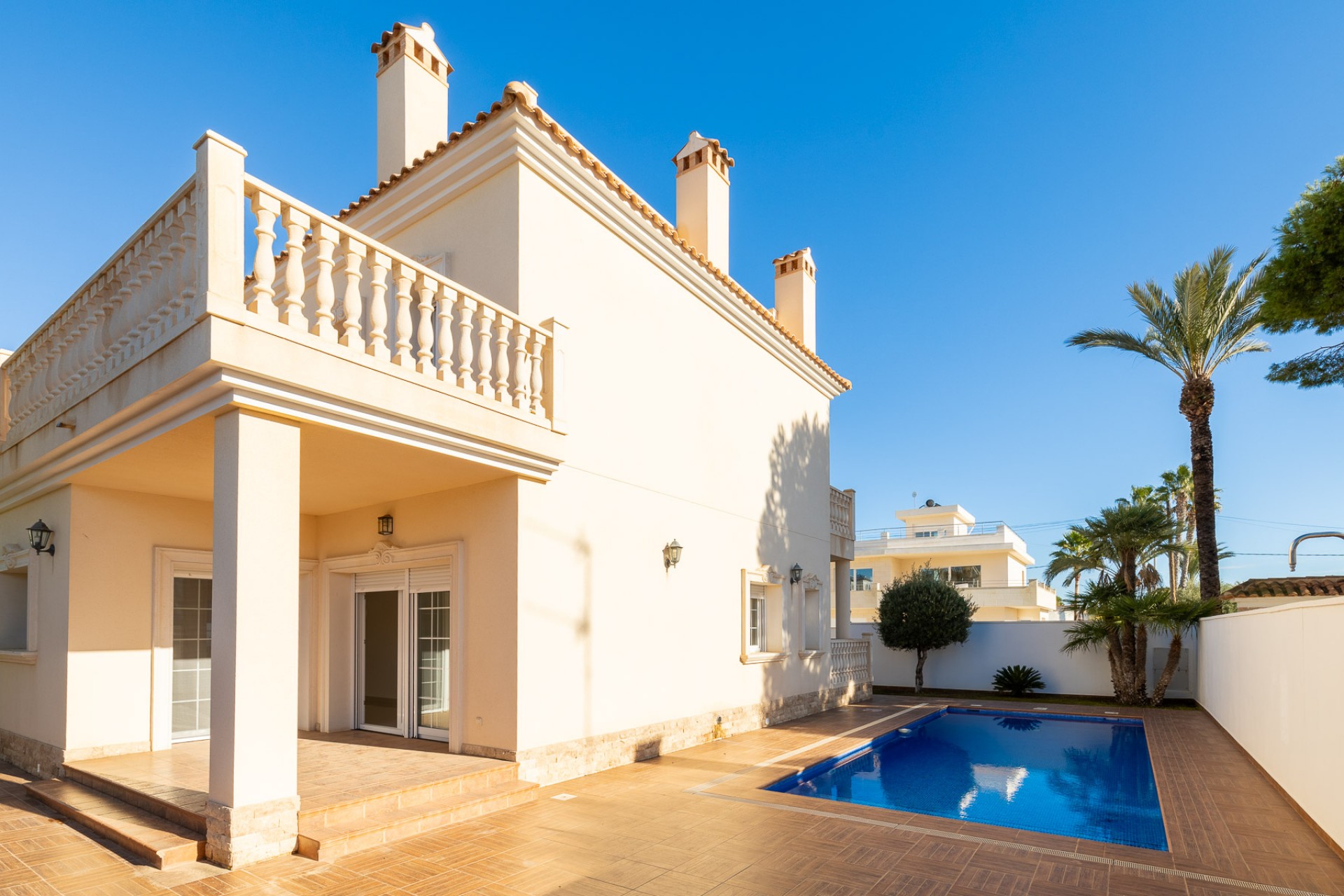 Brukt - Villa -
Orihuela Costa - Costa Blanca