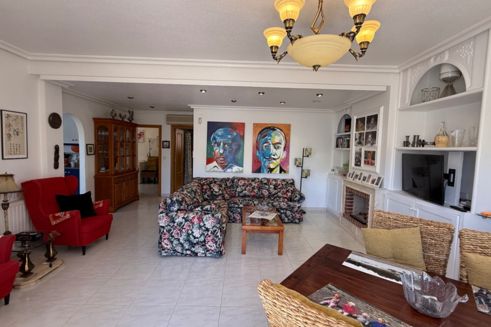 Brukt - Villa -
Orihuela Costa - Costa Blanca