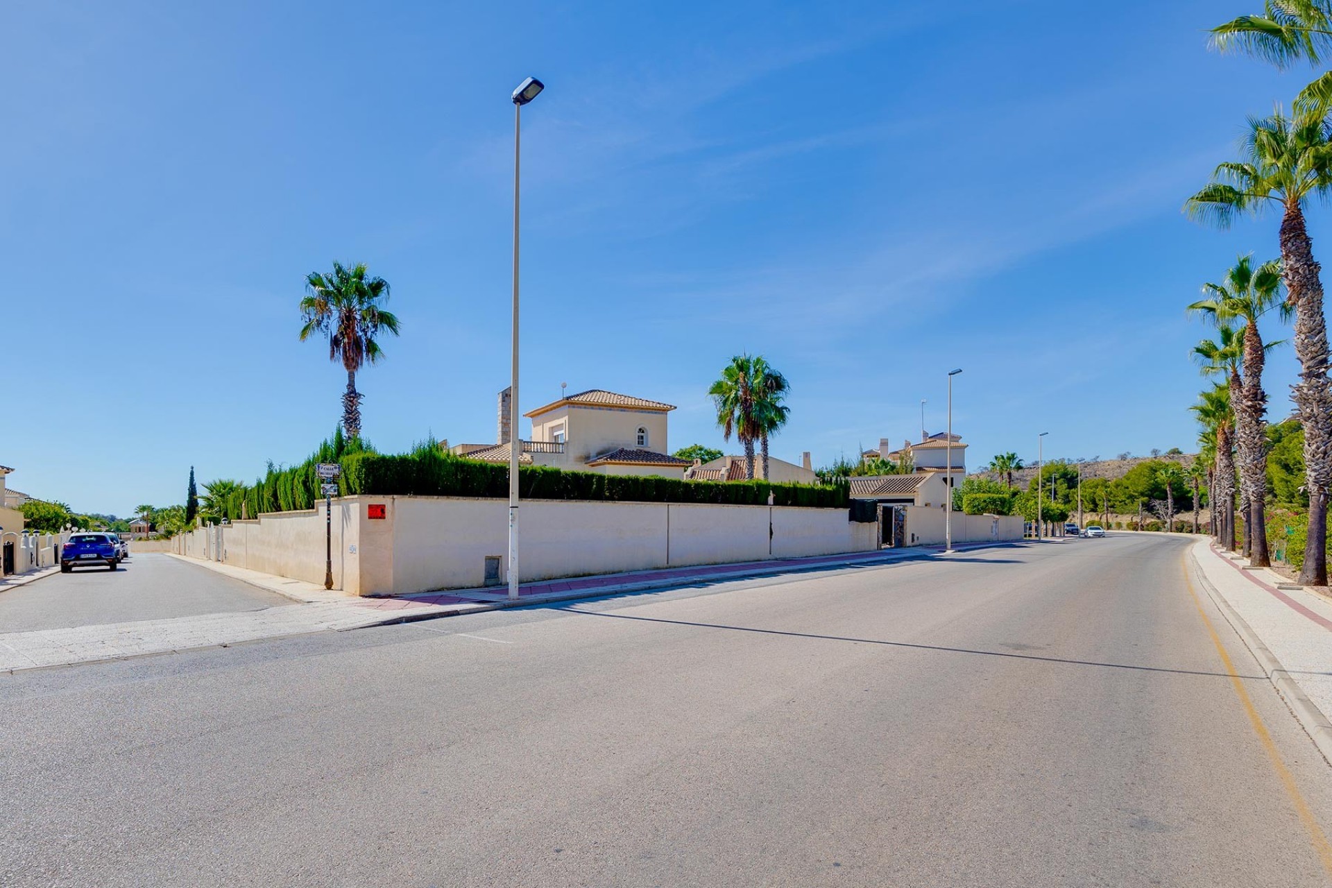 Brukt - Villa -
Orihuela Costa - Costa Blanca