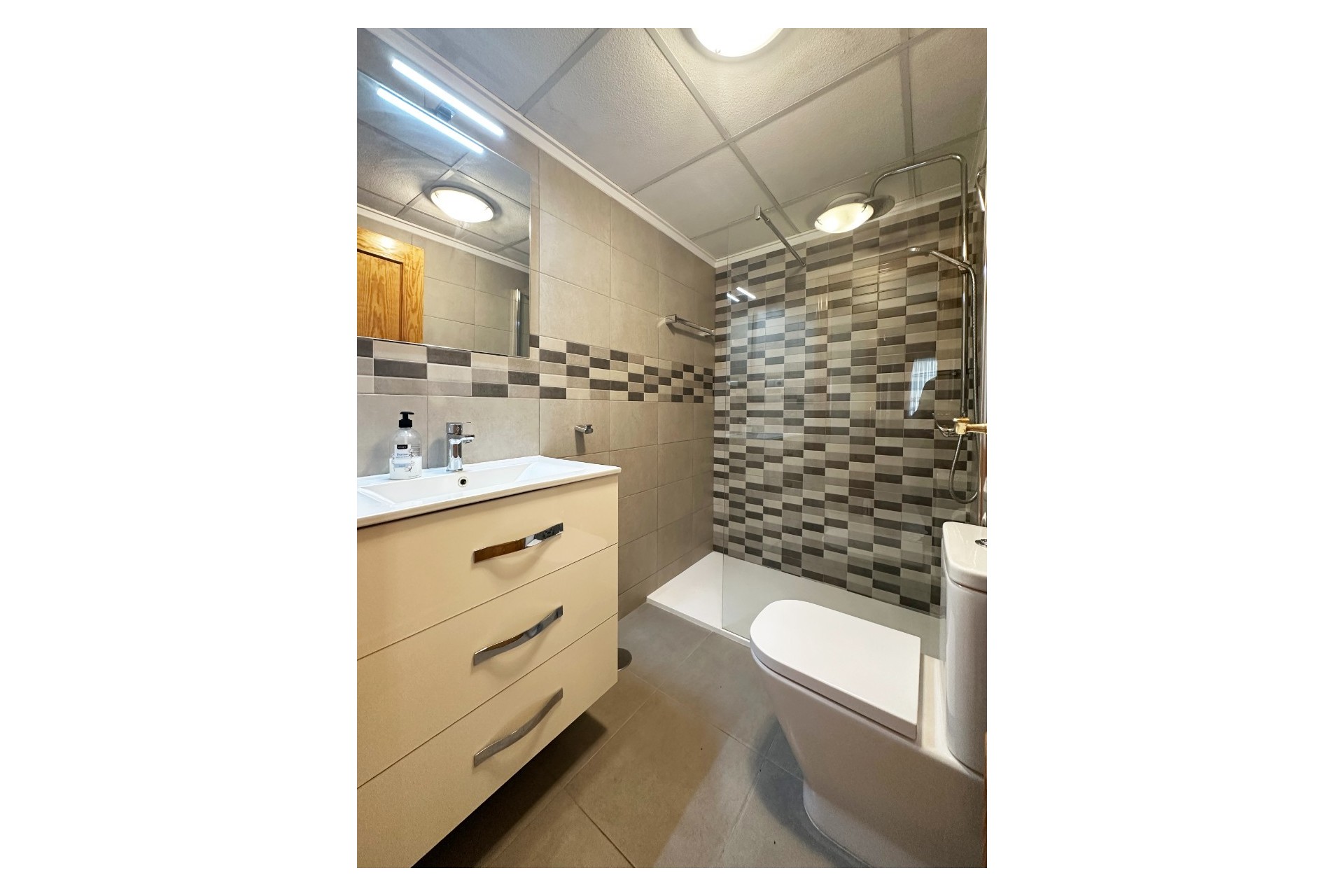 Brukt - Villa -
Orihuela Costa - Costa Blanca