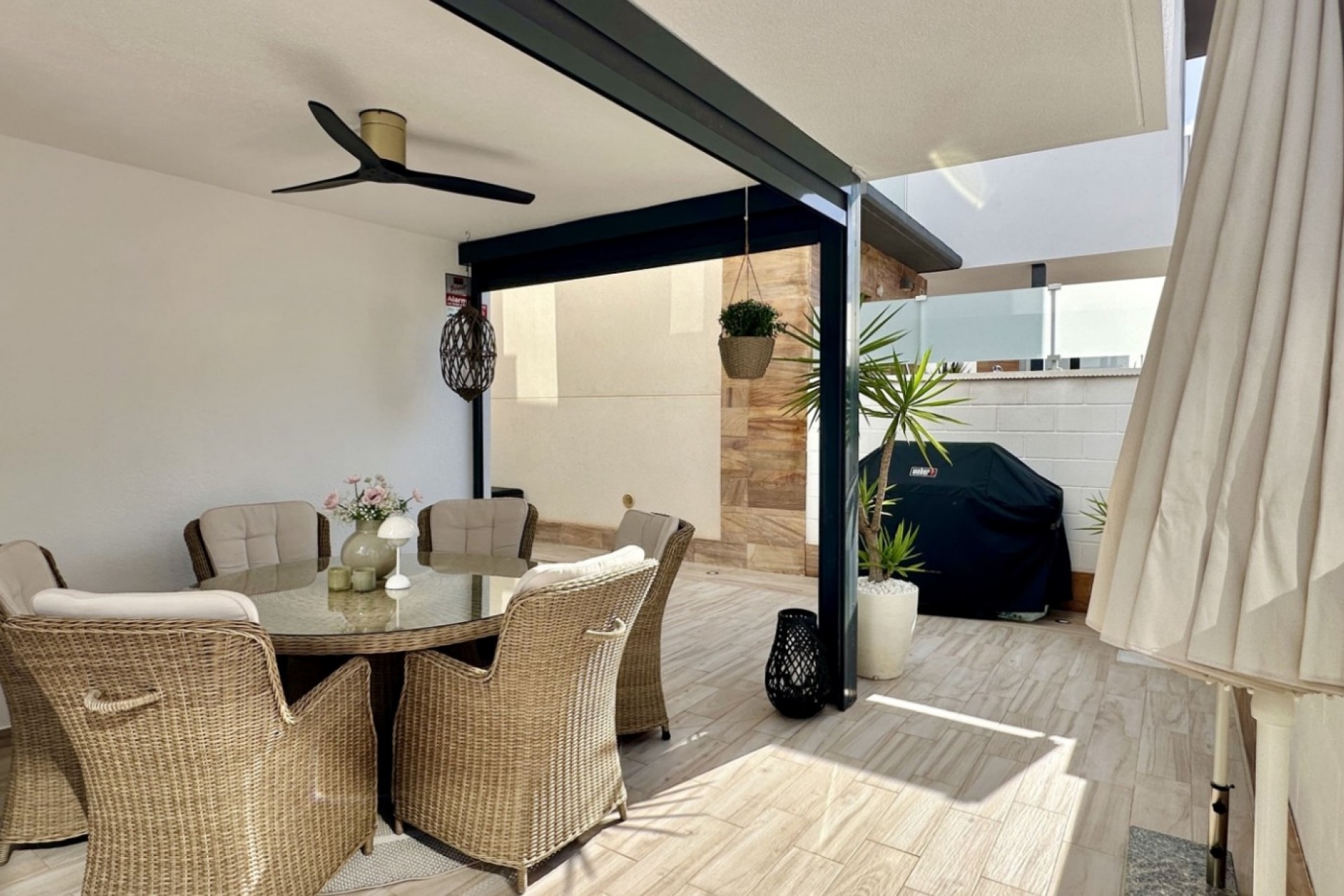 Brukt - Villa -
Orihuela Costa - Costa Blanca