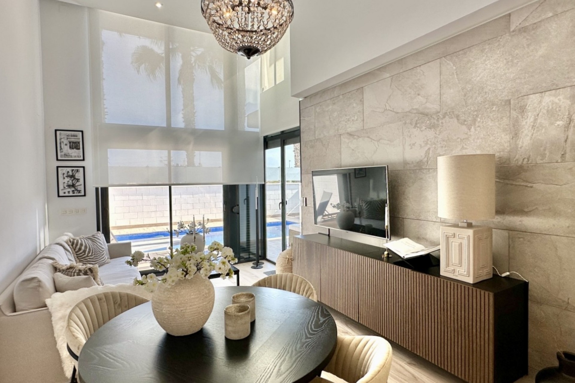 Brukt - Villa -
Orihuela Costa - Costa Blanca