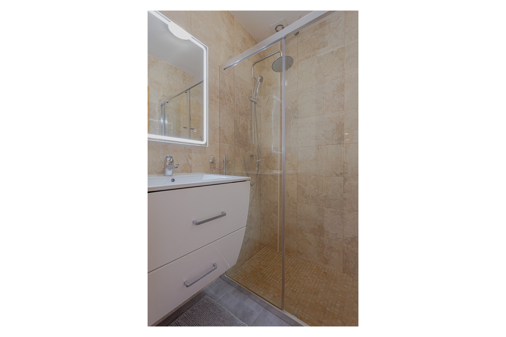 Brukt - Villa -
Orihuela Costa - Costa Blanca