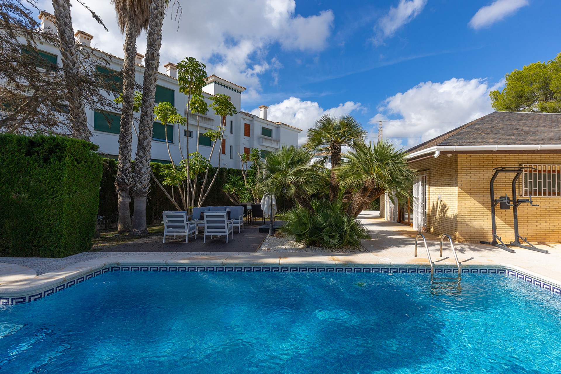 Brukt - Villa -
Orihuela Costa - Costa Blanca