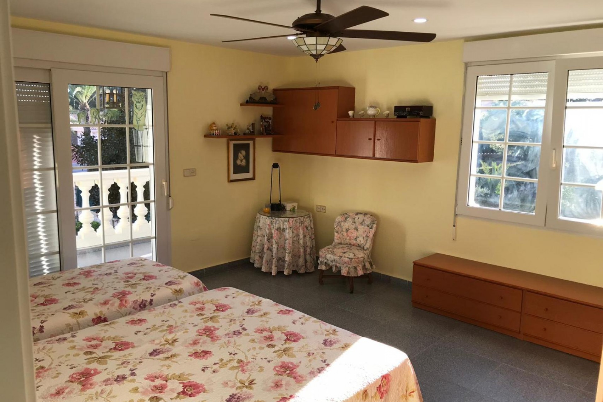 Brukt - Villa -
Orihuela Costa - Costa Blanca