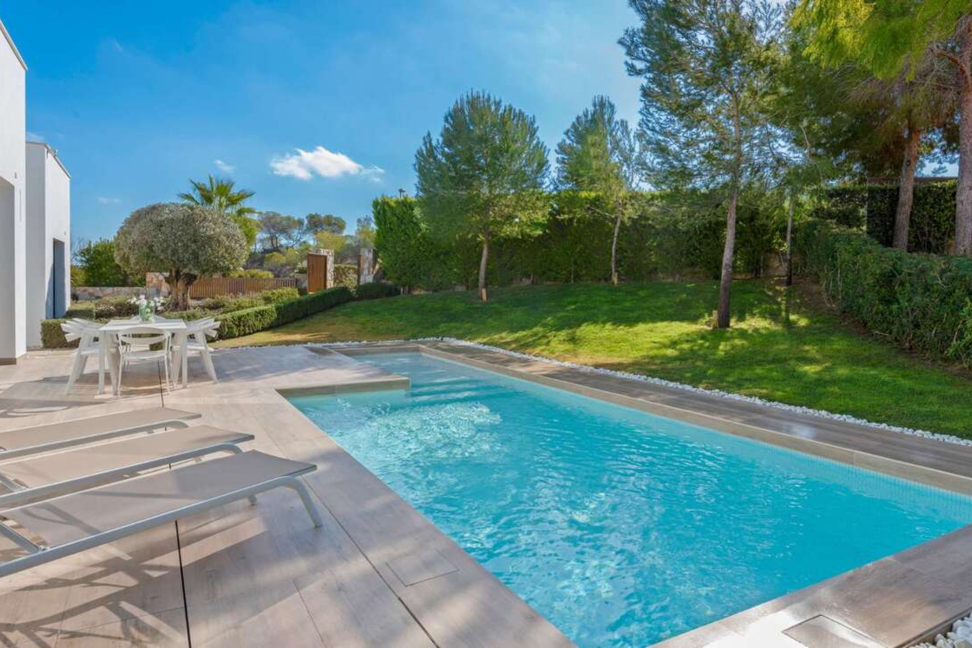 Brukt - Villa -
Orihuela Costa - Costa Blanca