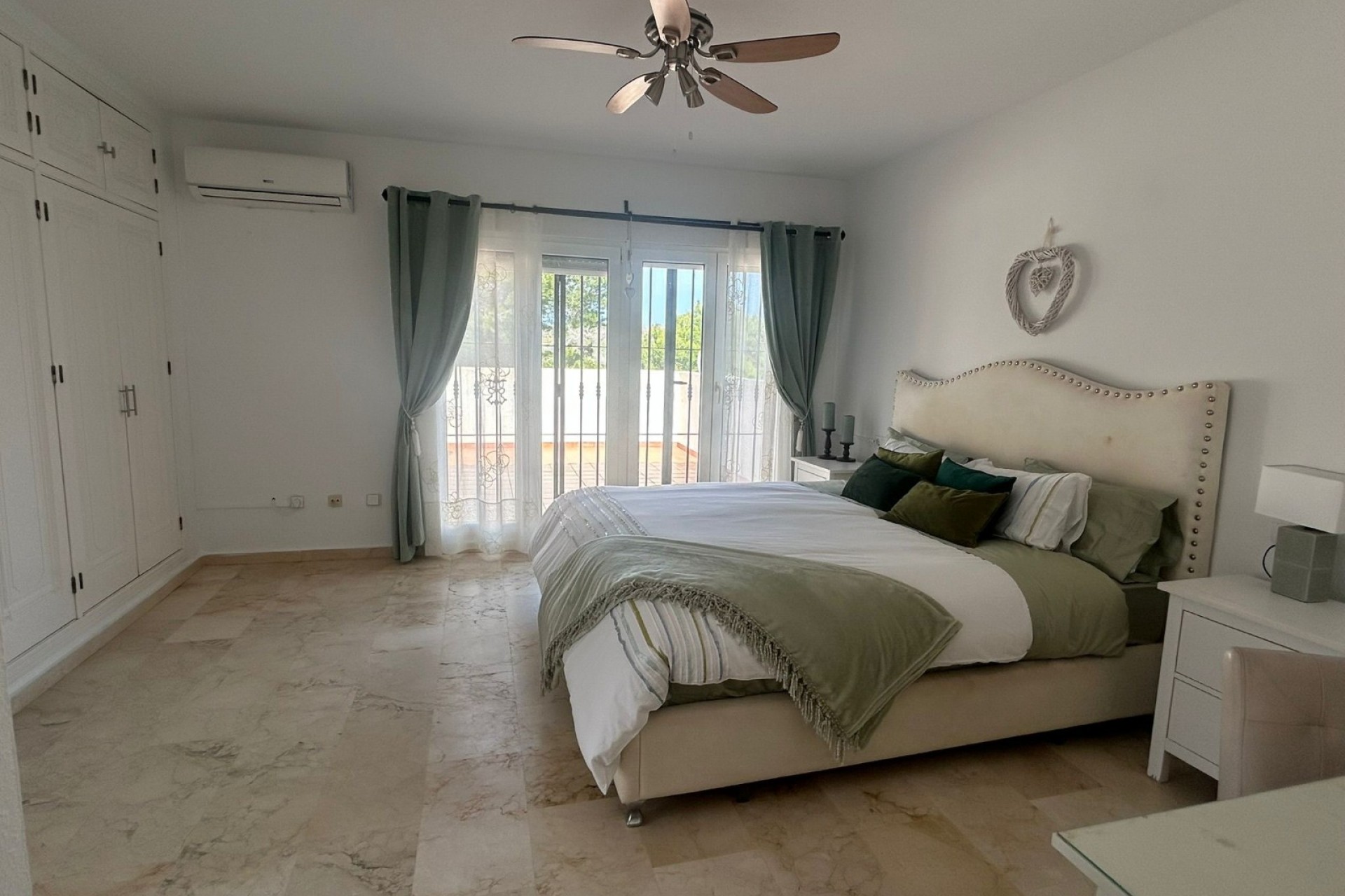 Brukt - Villa -
Orihuela Costa - Costa Blanca