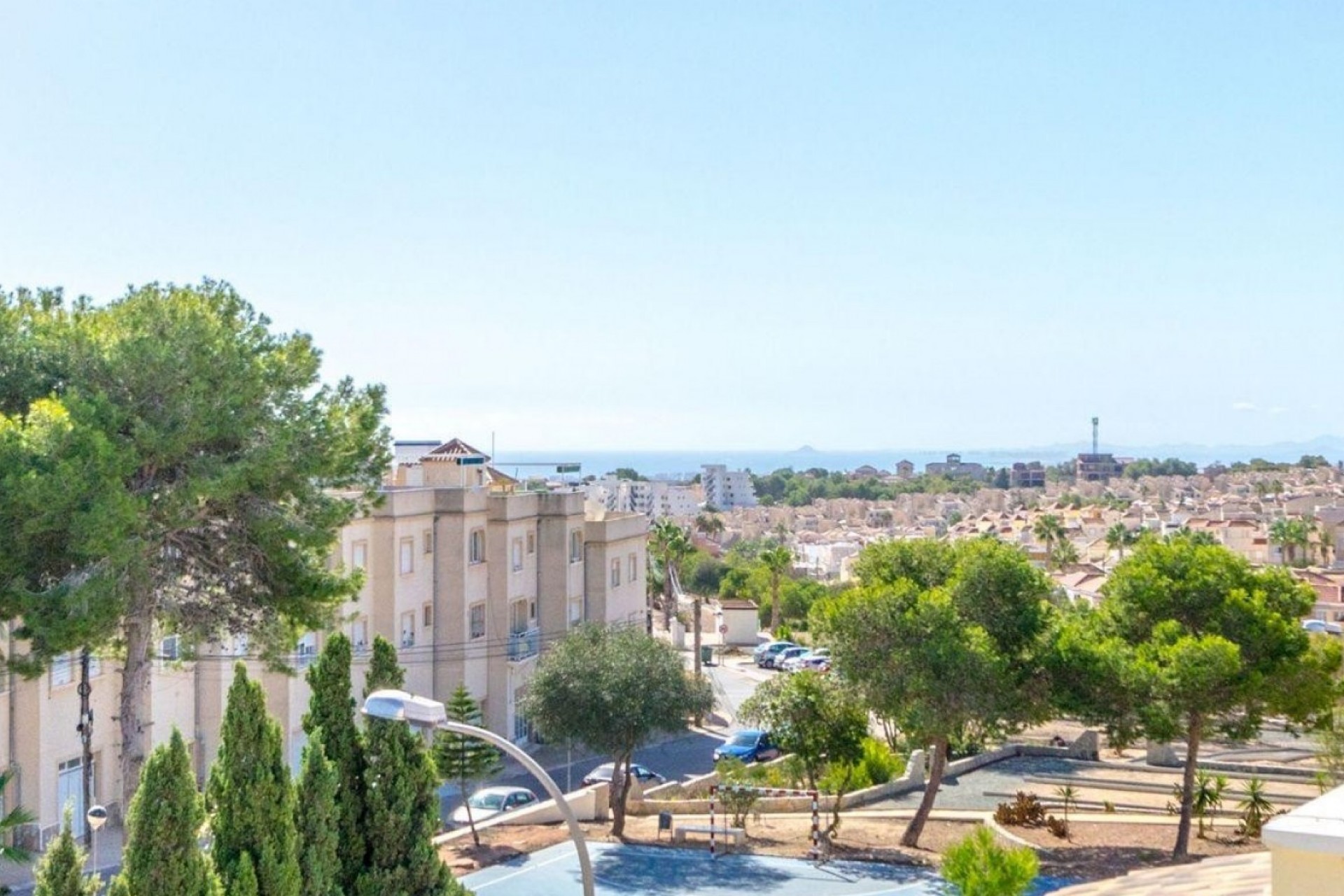 Brukt - Villa -
Orihuela Costa - Costa Blanca