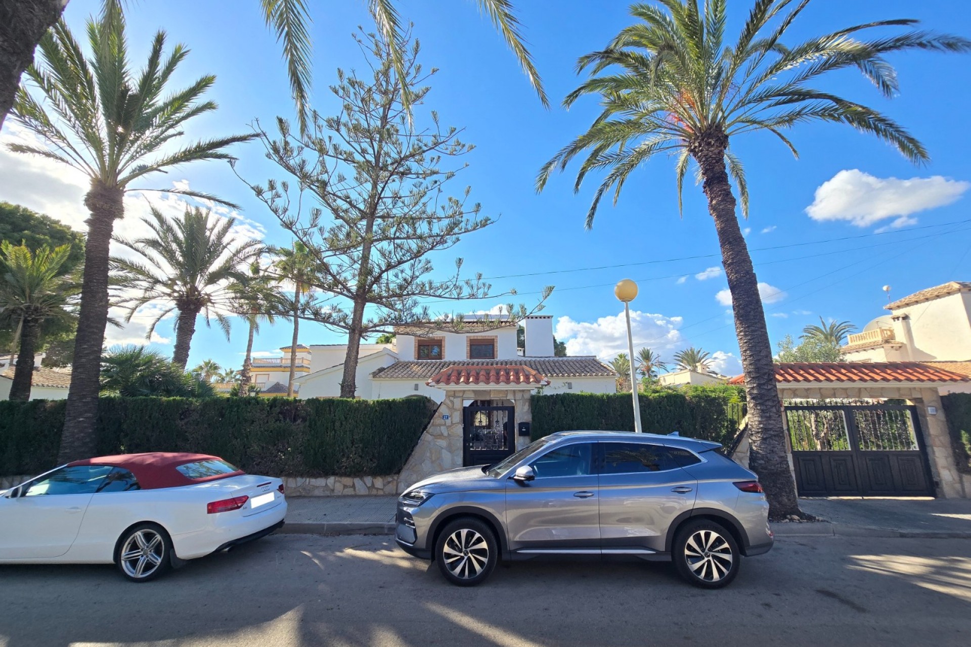 Brukt - Villa -
Orihuela Costa - Costa Blanca