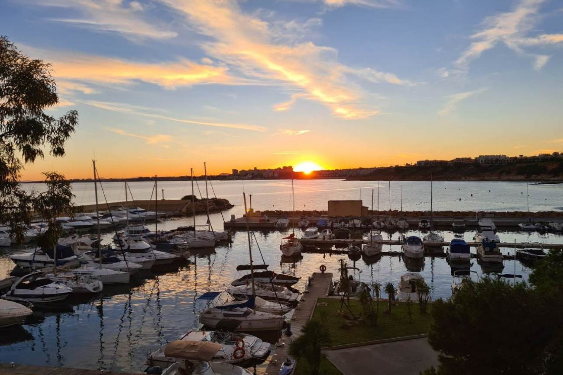 Brukt - Villa -
Orihuela Costa - Costa Blanca