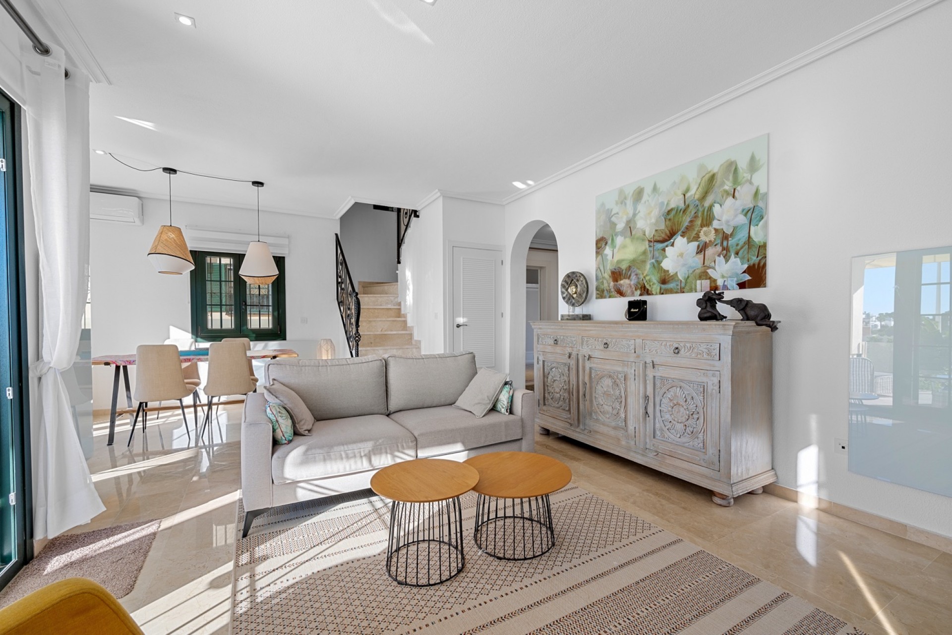 Brukt - Villa -
Orihuela Costa - Costa Blanca