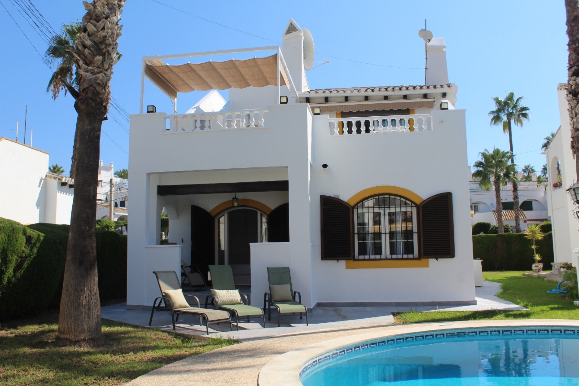 Brukt - Villa -
Orihuela Costa - Costa Blanca