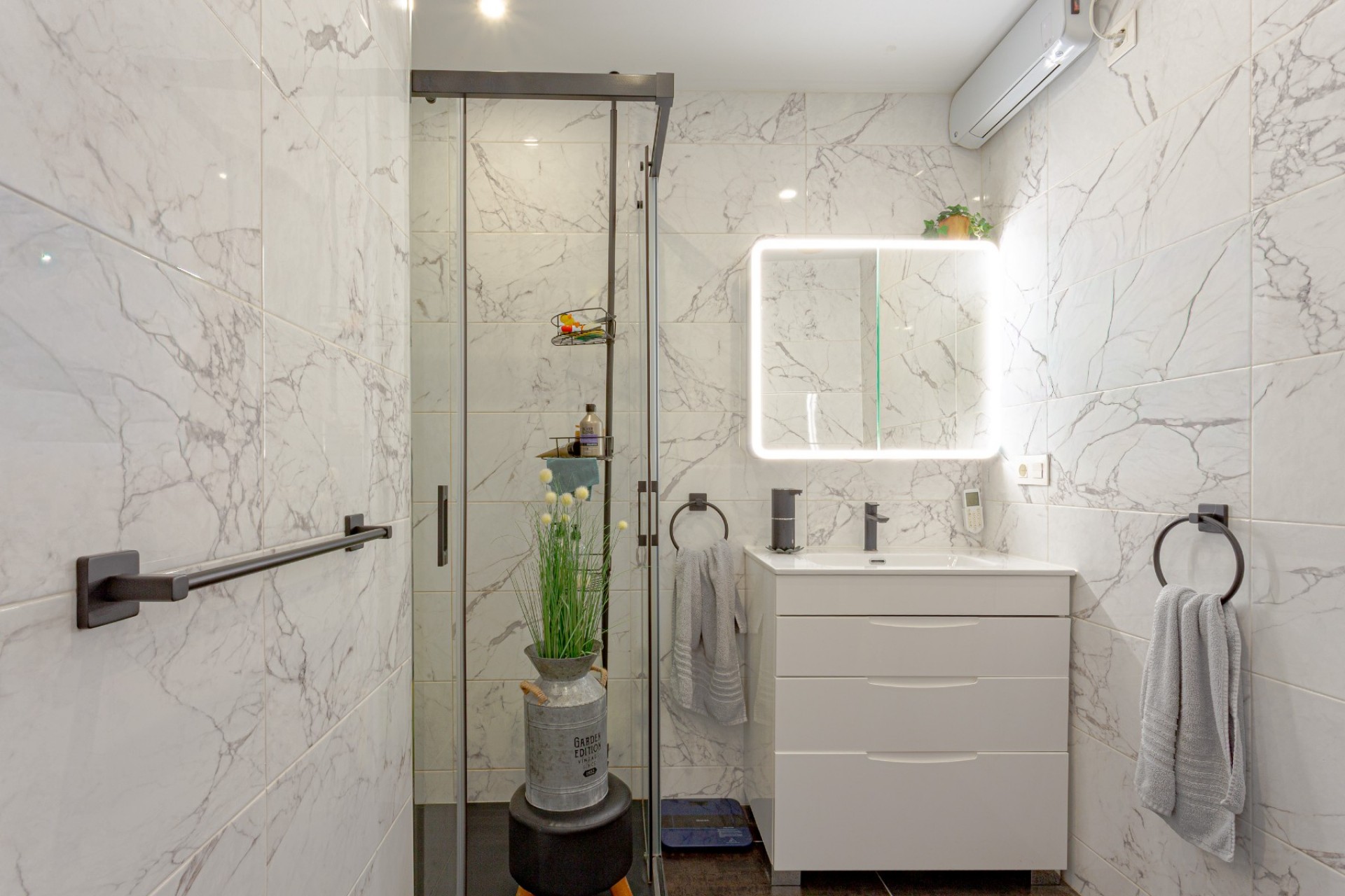 Brukt - Villa -
Orihuela Costa - Costa Blanca