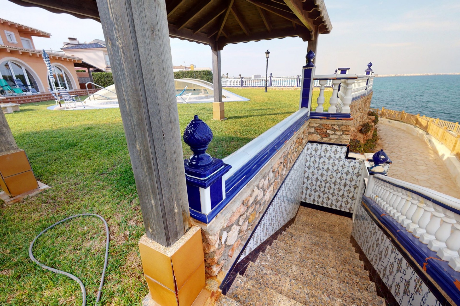 Brukt - Villa -
Orihuela Costa - Costa Blanca