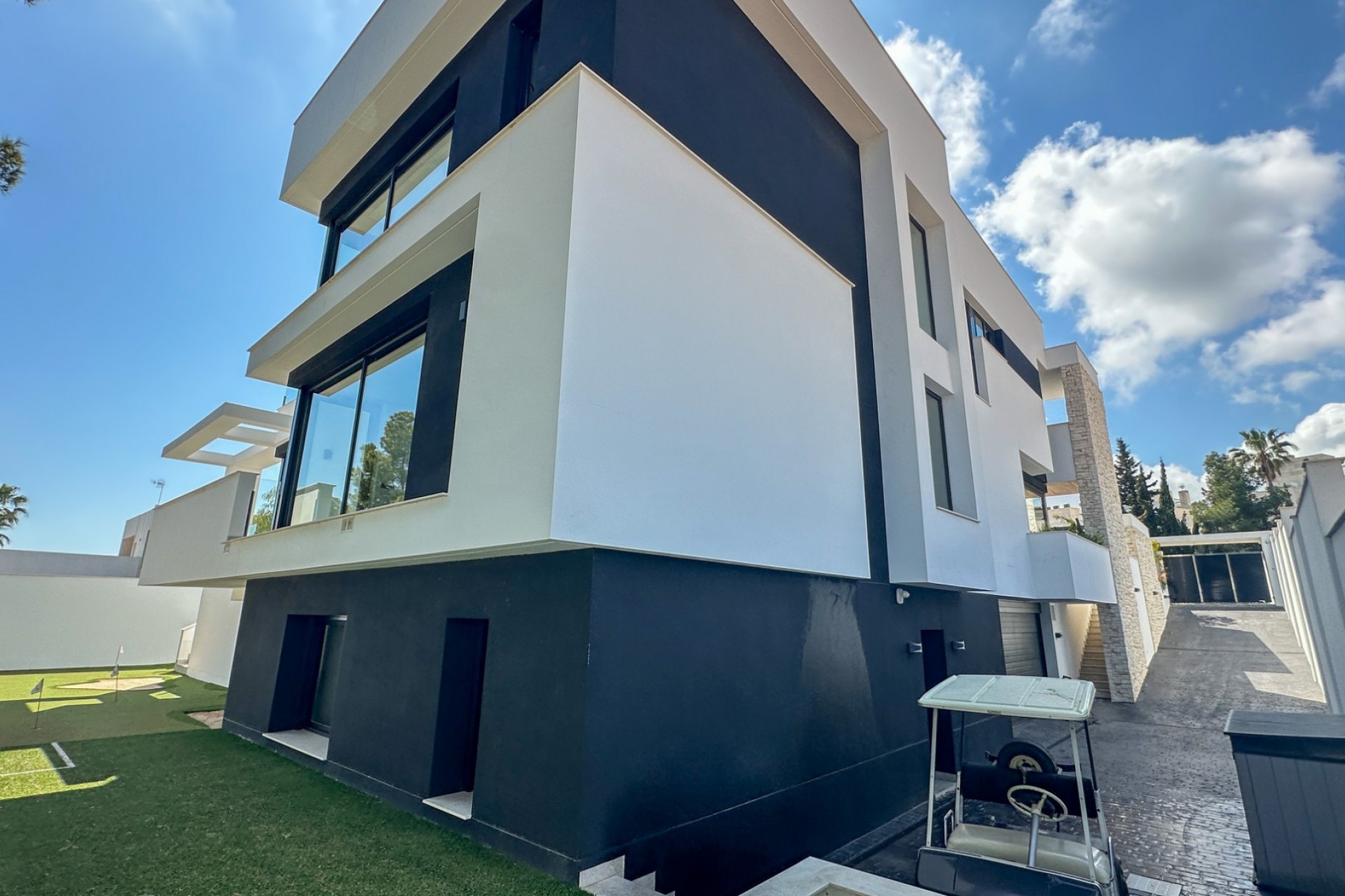 Brukt - Villa -
Orihuela Costa - Costa Blanca