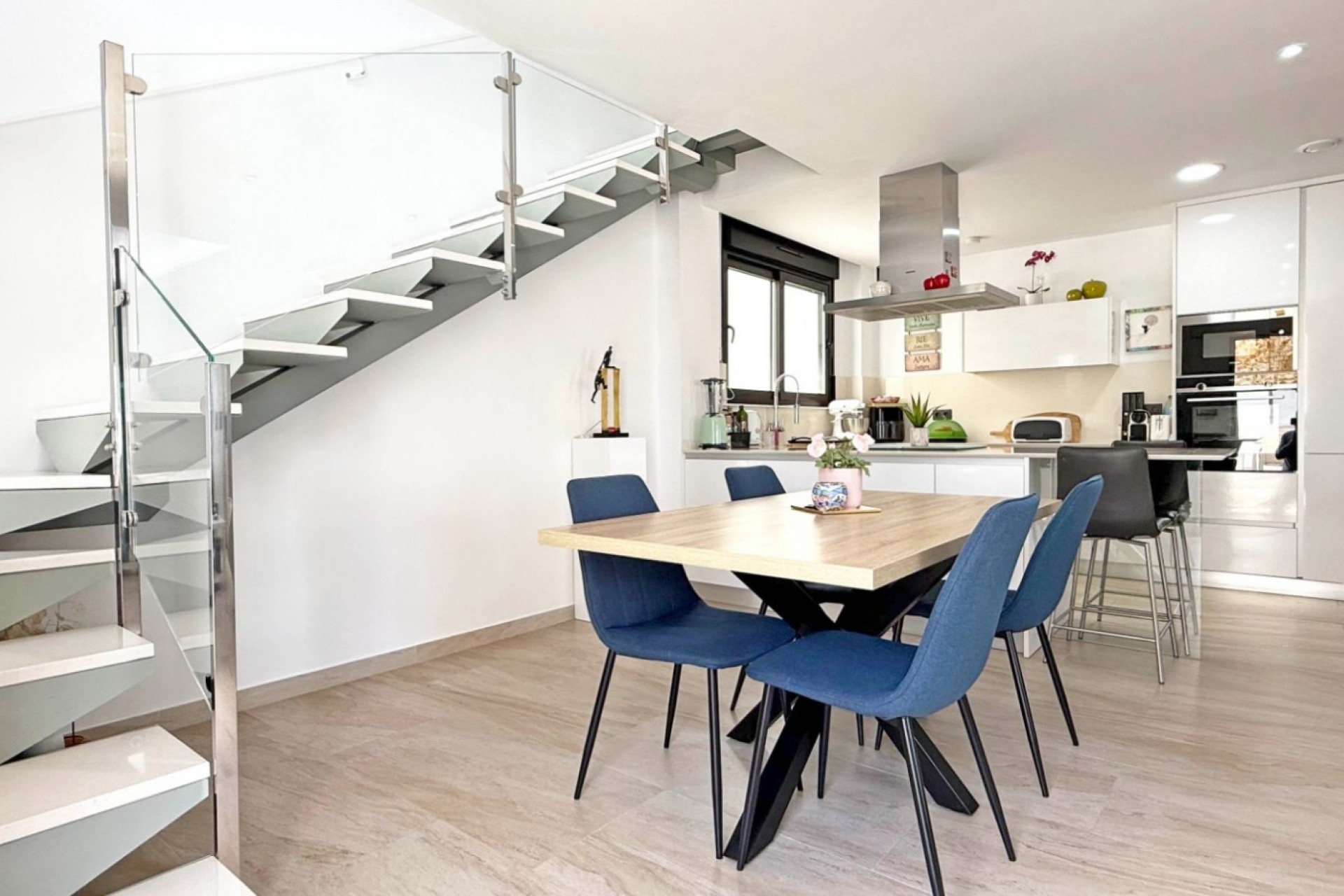 Brukt - Villa -
Orihuela Costa - Costa Blanca