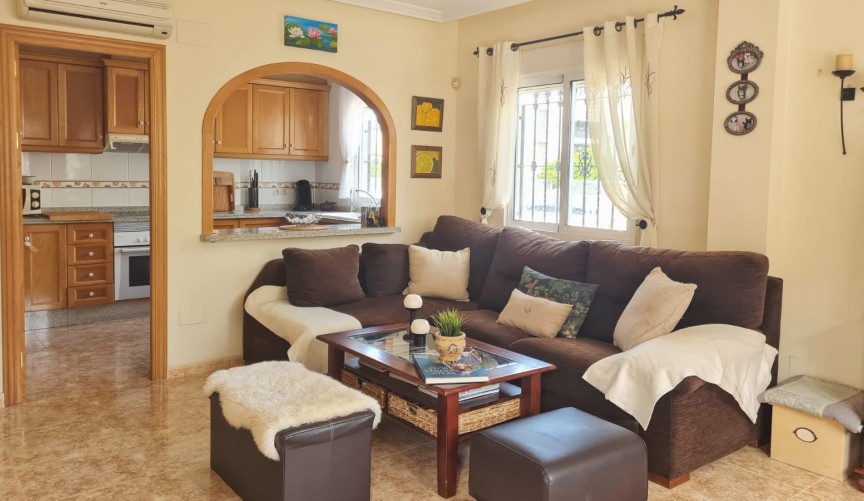 Brukt - Villa -
Orihuela Costa - Costa Blanca