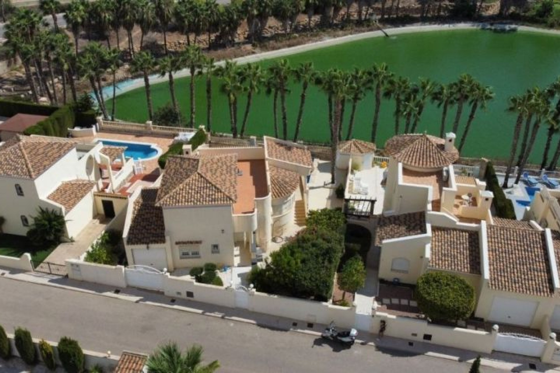 Brukt - Villa -
Orihuela Costa - Costa Blanca