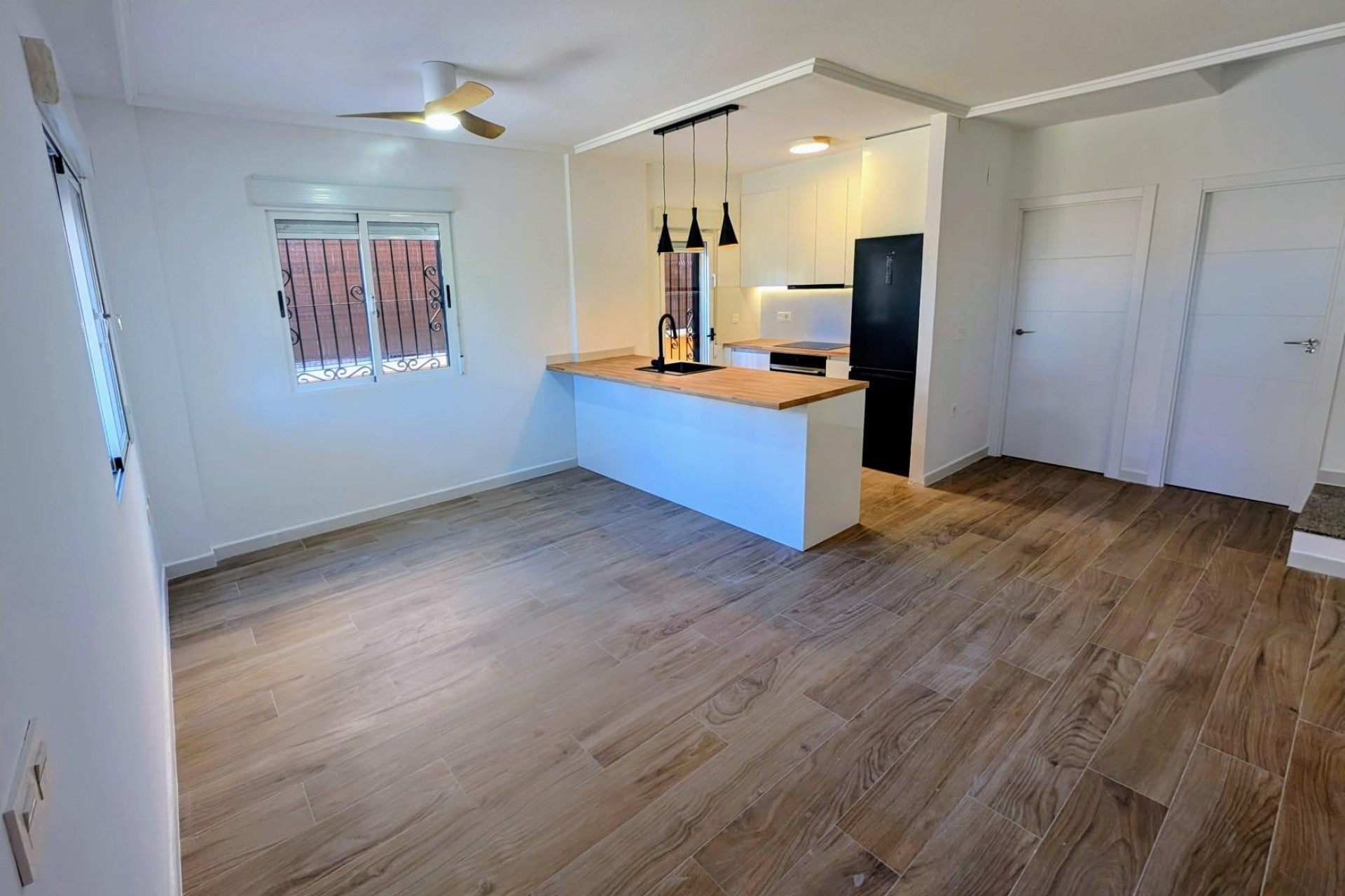 Brukt - Villa -
Orihuela Costa - Costa Blanca