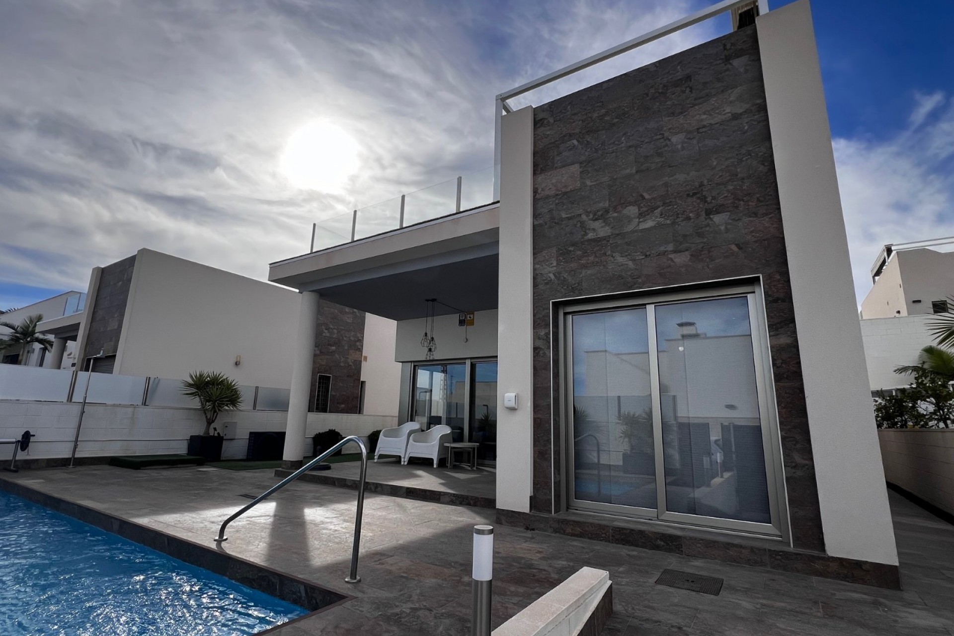 Brukt - Villa -
Orihuela Costa - Costa Blanca