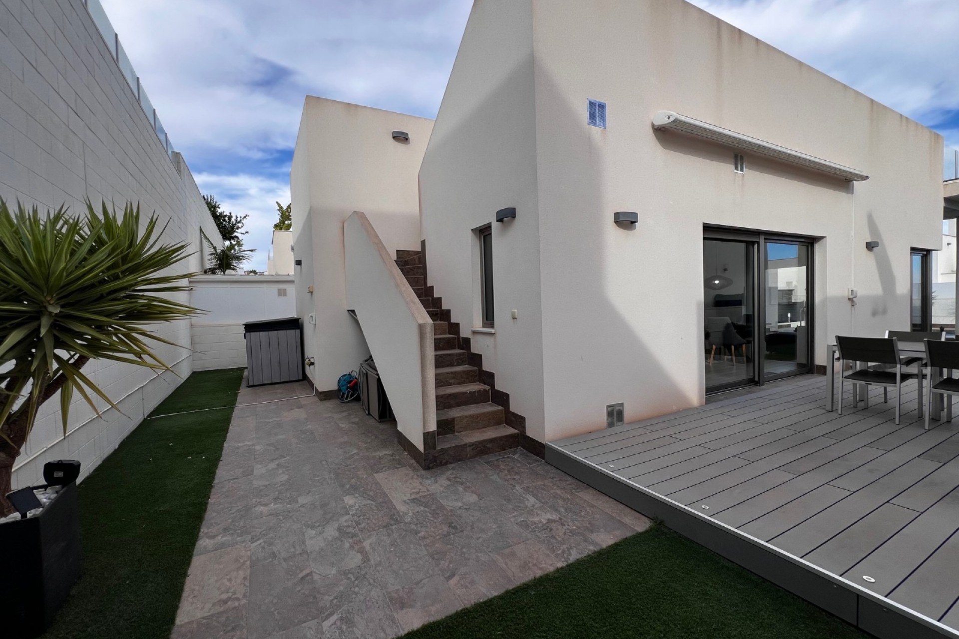 Brukt - Villa -
Orihuela Costa - Costa Blanca