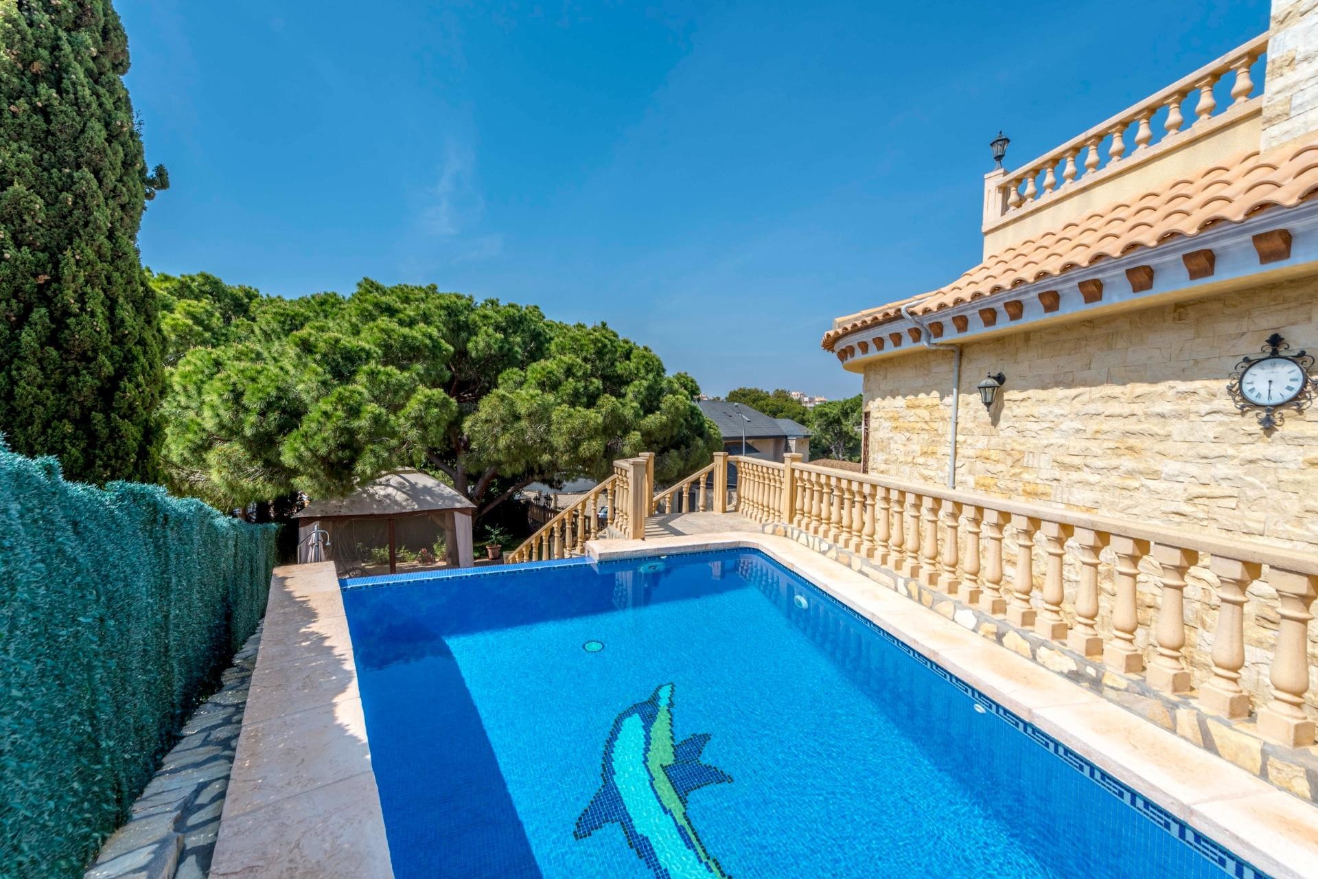 Brukt - Villa -
Orihuela Costa - Costa Blanca