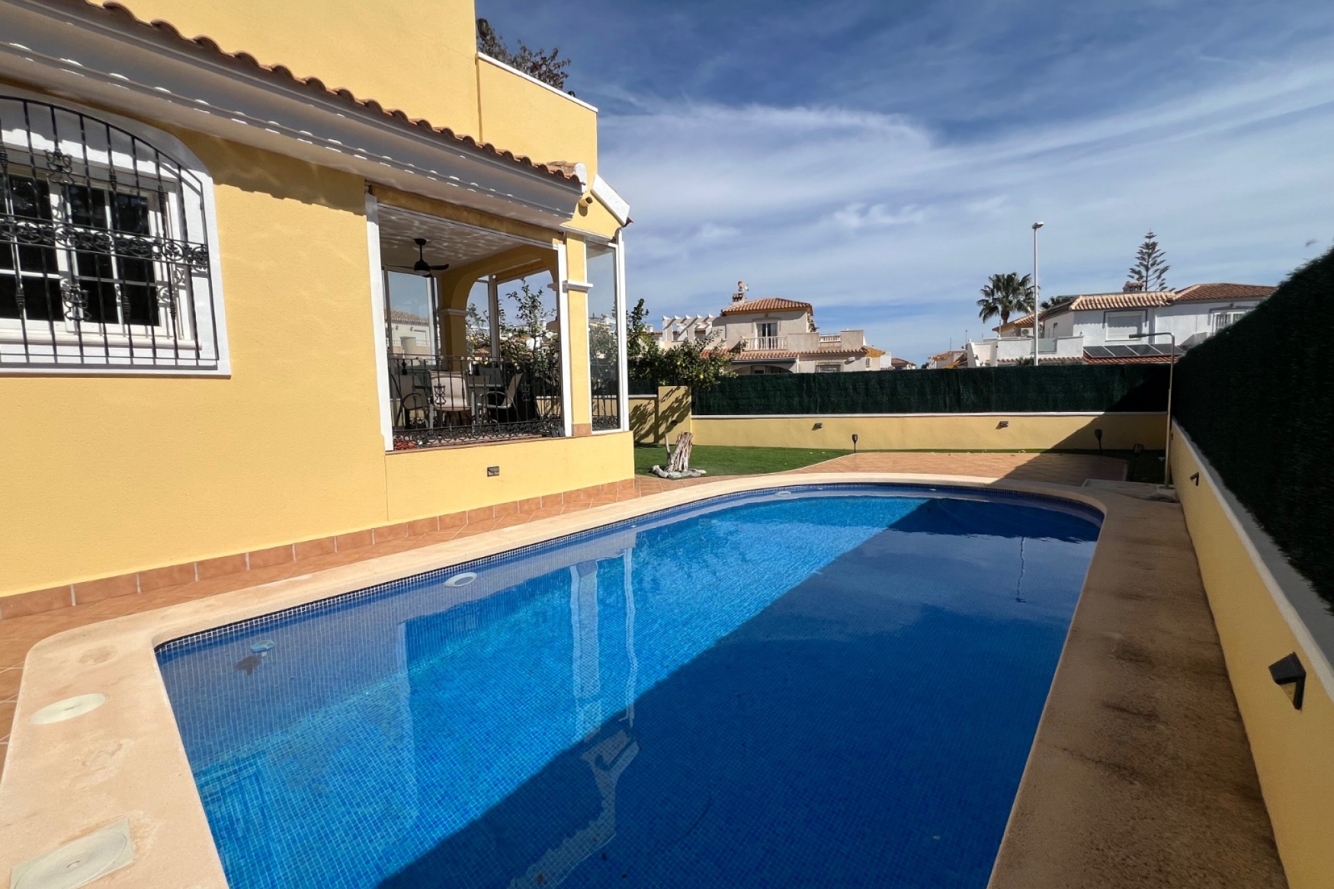 Brukt - Villa -
Orihuela Costa - Costa Blanca