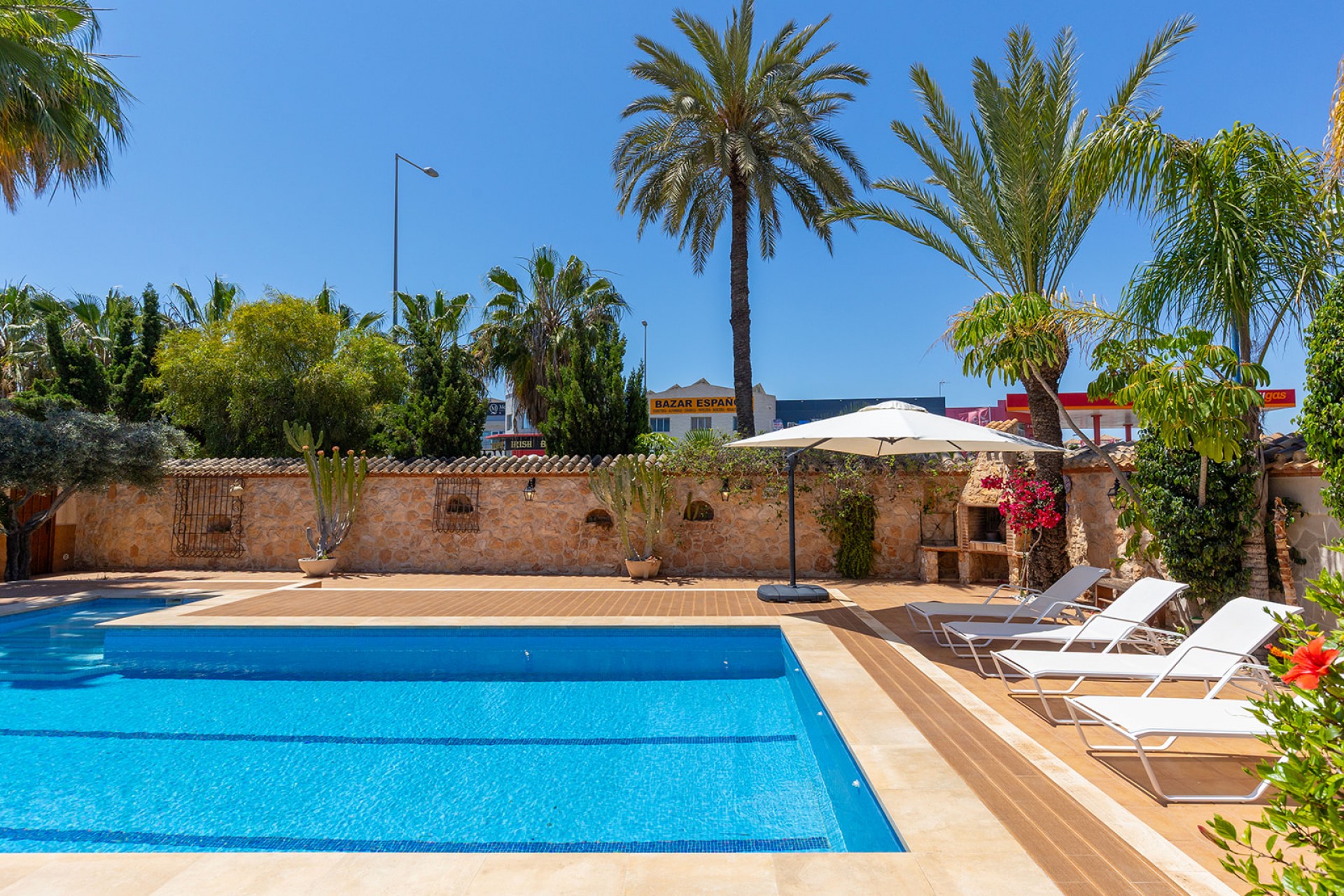 Brukt - Villa -
Orihuela Costa - Costa Blanca