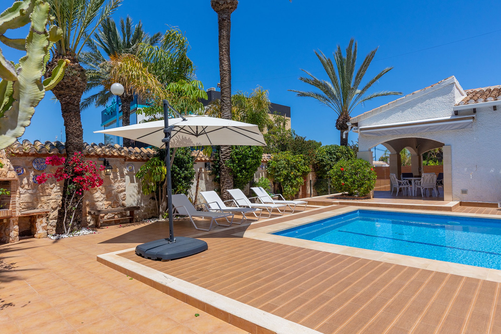 Brukt - Villa -
Orihuela Costa - Costa Blanca