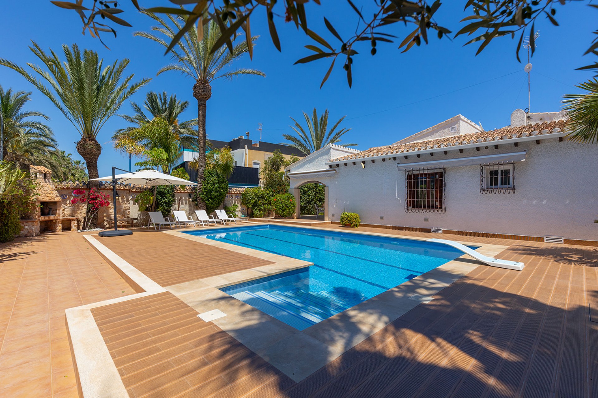 Brukt - Villa -
Orihuela Costa - Costa Blanca