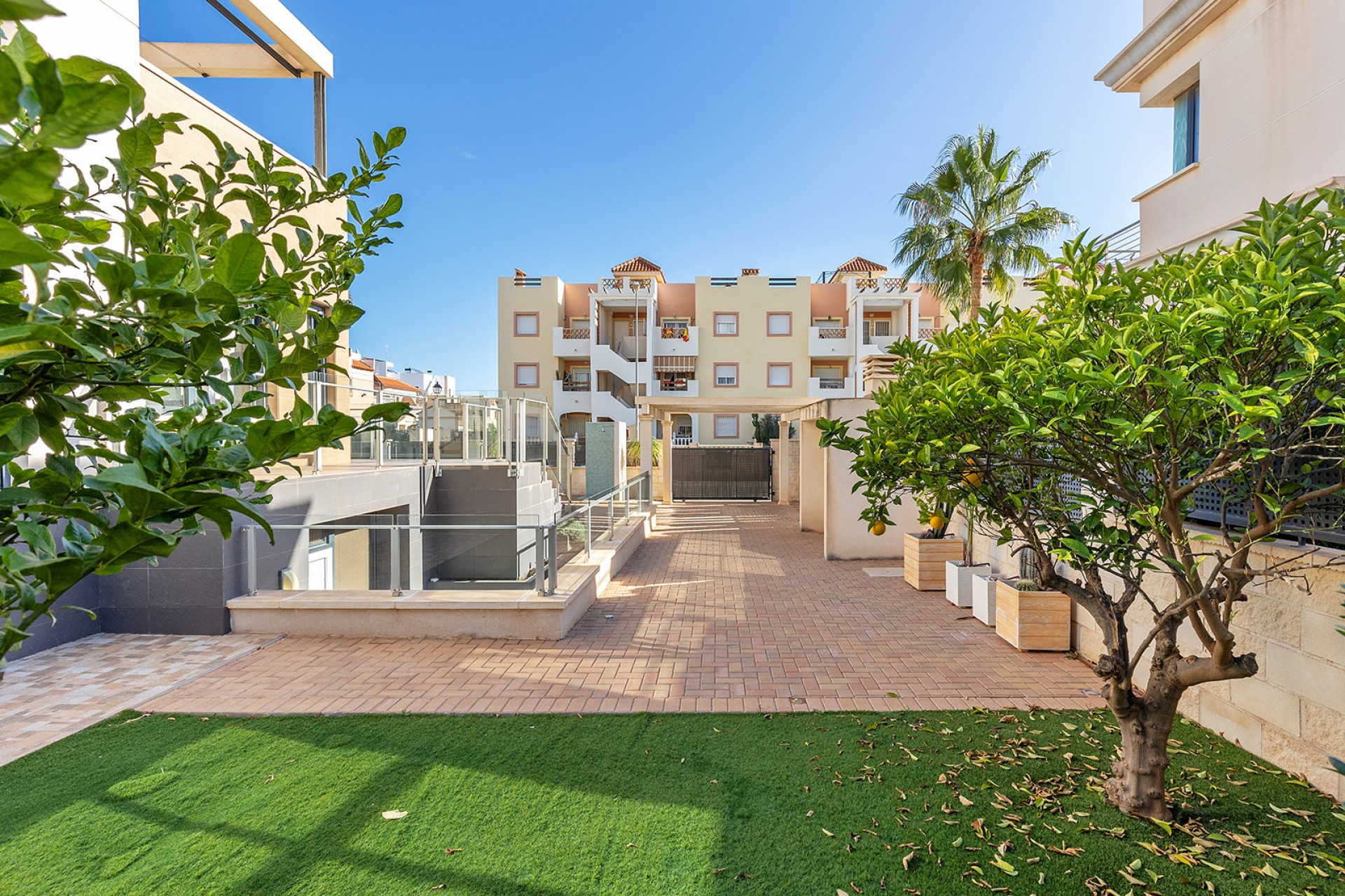 Brukt - Villa -
Orihuela Costa - Costa Blanca