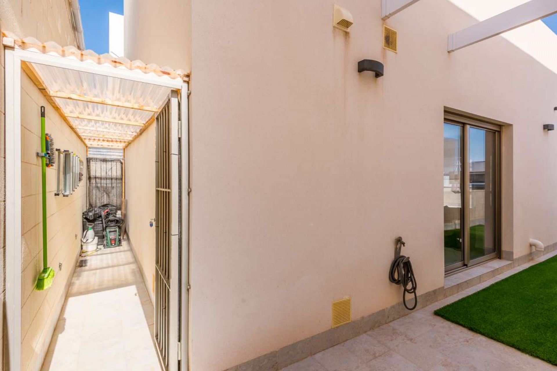 Brukt - Villa -
Orihuela Costa - Costa Blanca