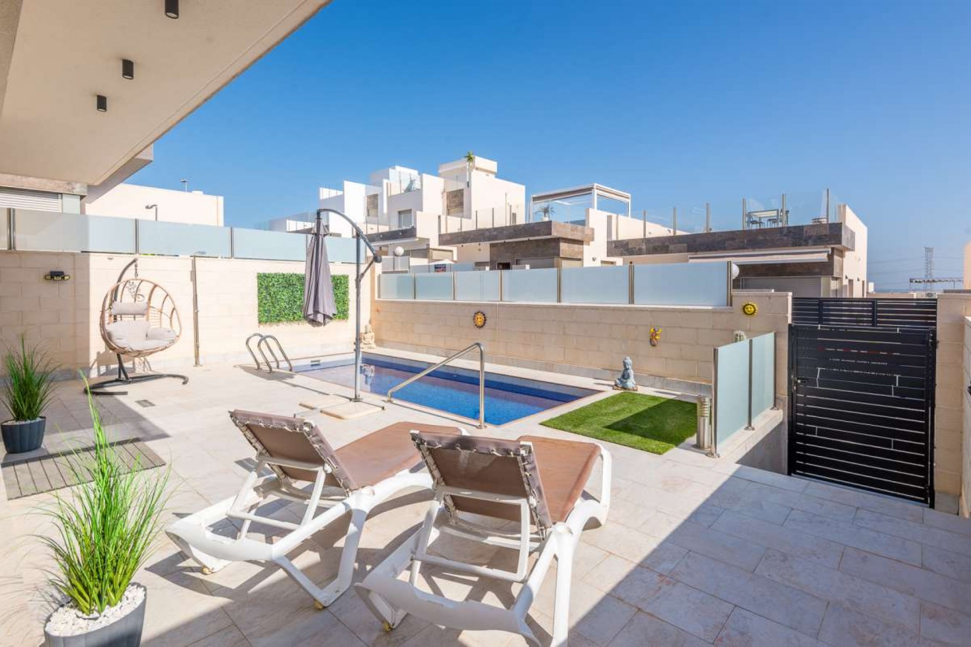 Brukt - Villa -
Orihuela Costa - Costa Blanca